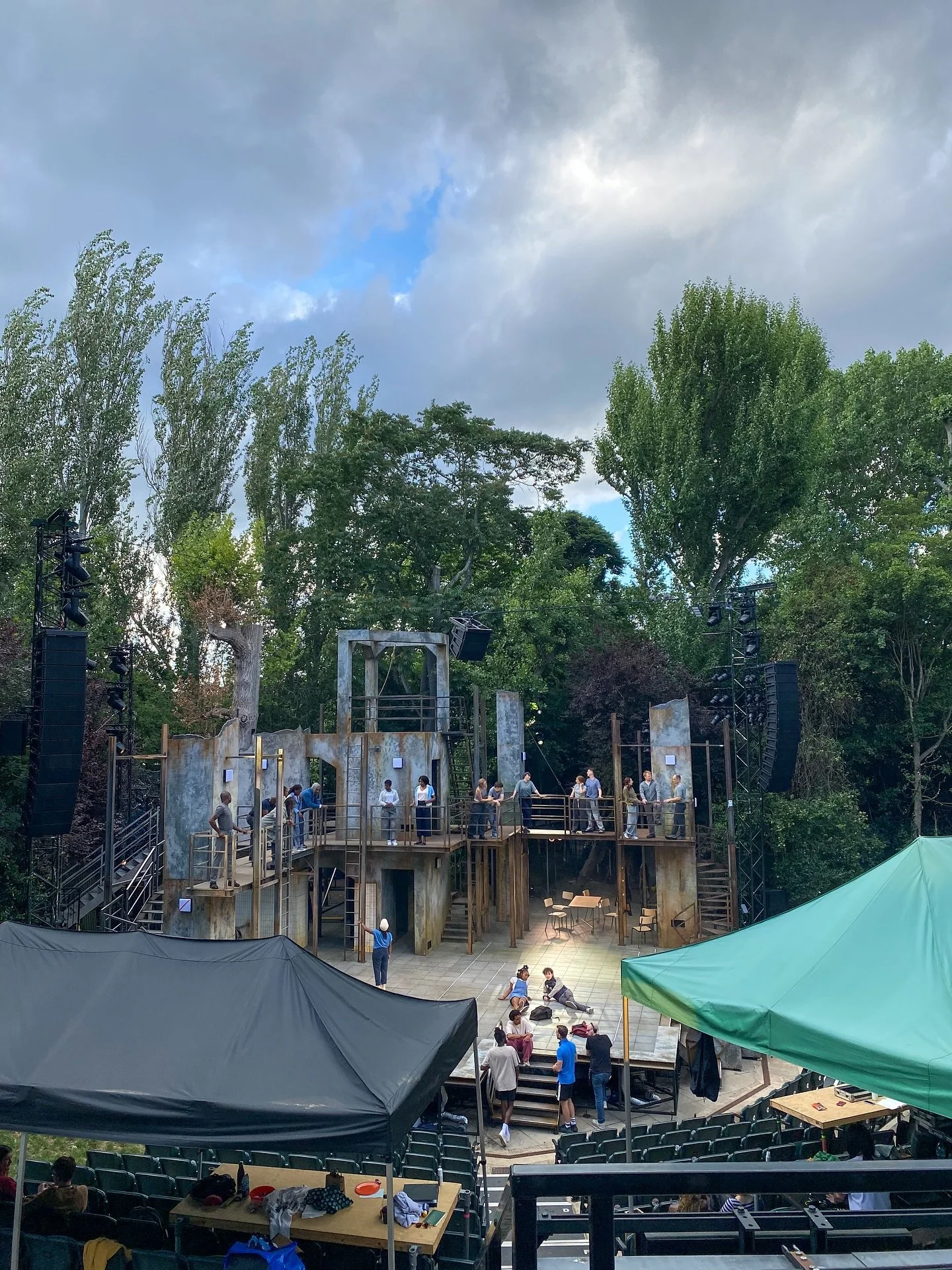Show number 3 of the season is open!! And only running until July 26th 🅾️❌ Nought&rsquo;s and Crosses @ Regent&rsquo;s Park Open Air Theatre ✨

It&rsquo;s such a powerful show and look at how incredible this set is! It sounds pretty fantastic as wel
