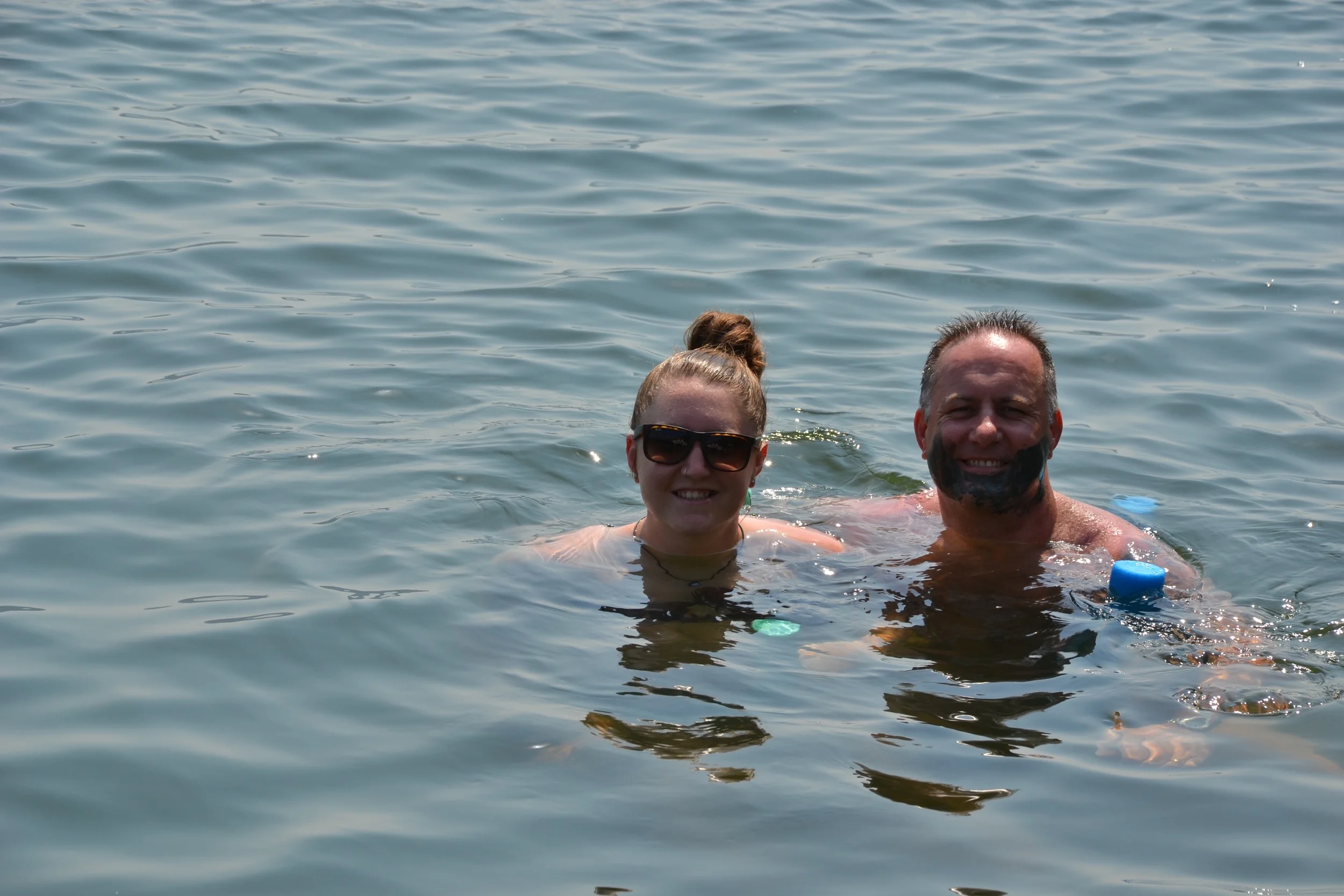Enjoy the mud in the sulphur lake
