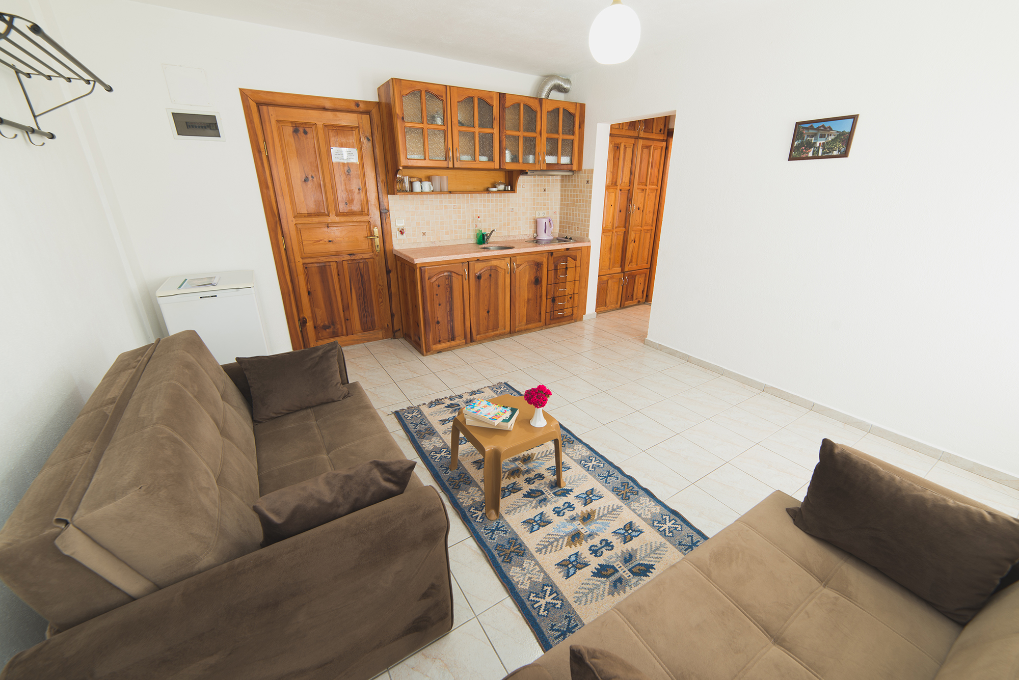 Old living room.jpg