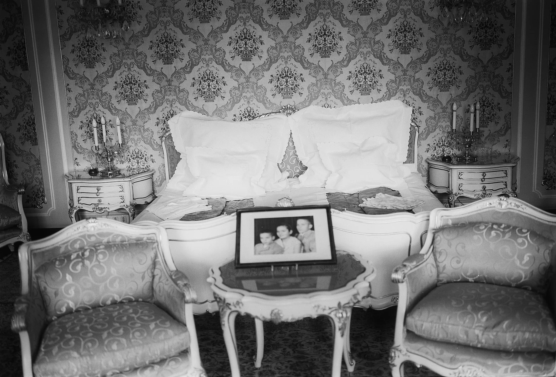 Romania, Ceaucescu´s sleeping room, private house, Bucarest