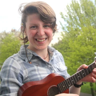 D&B Faye Polden Ukulele Pic.jpg