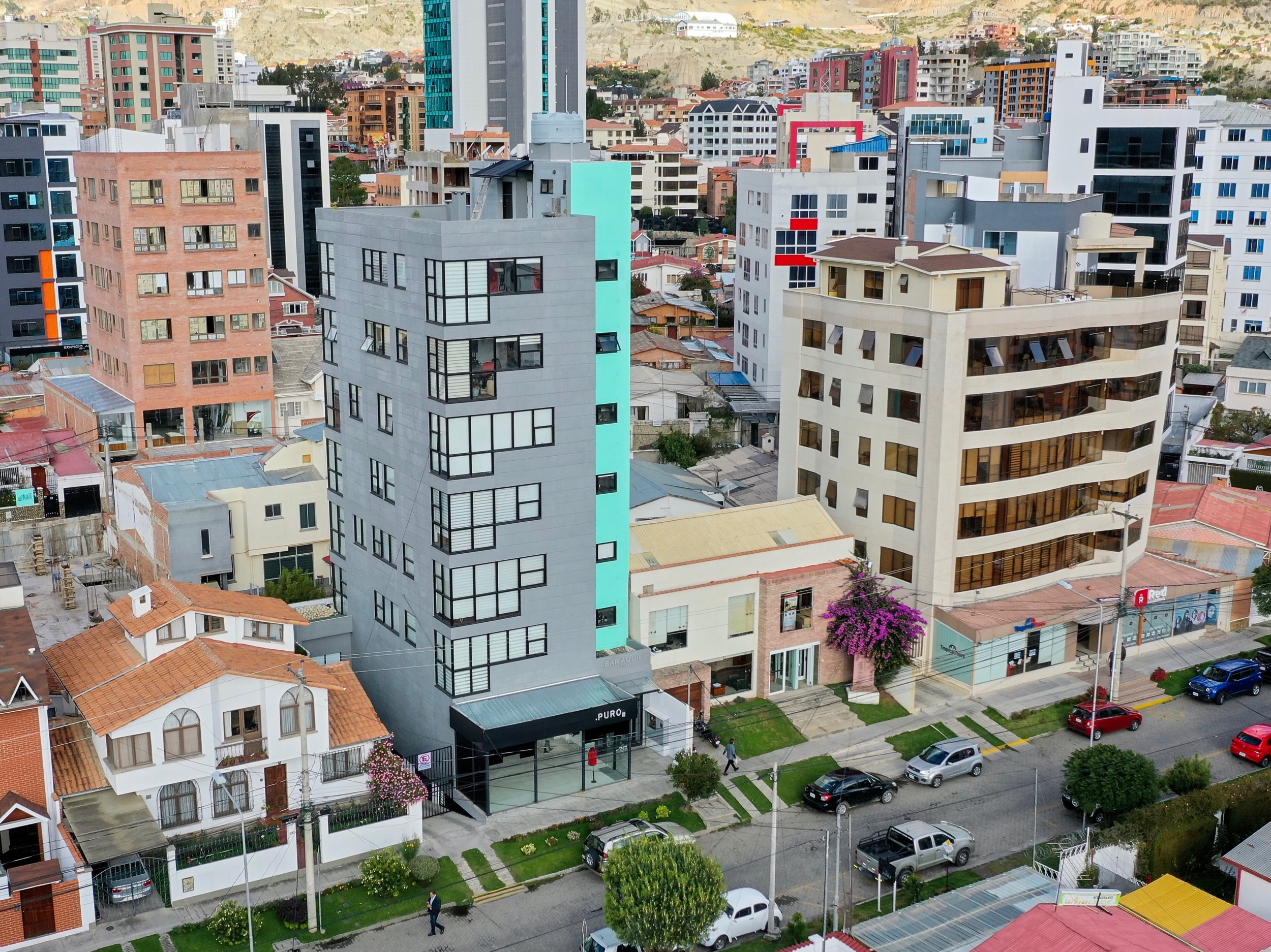 Edificio de viviendas Baraquiel / 2016