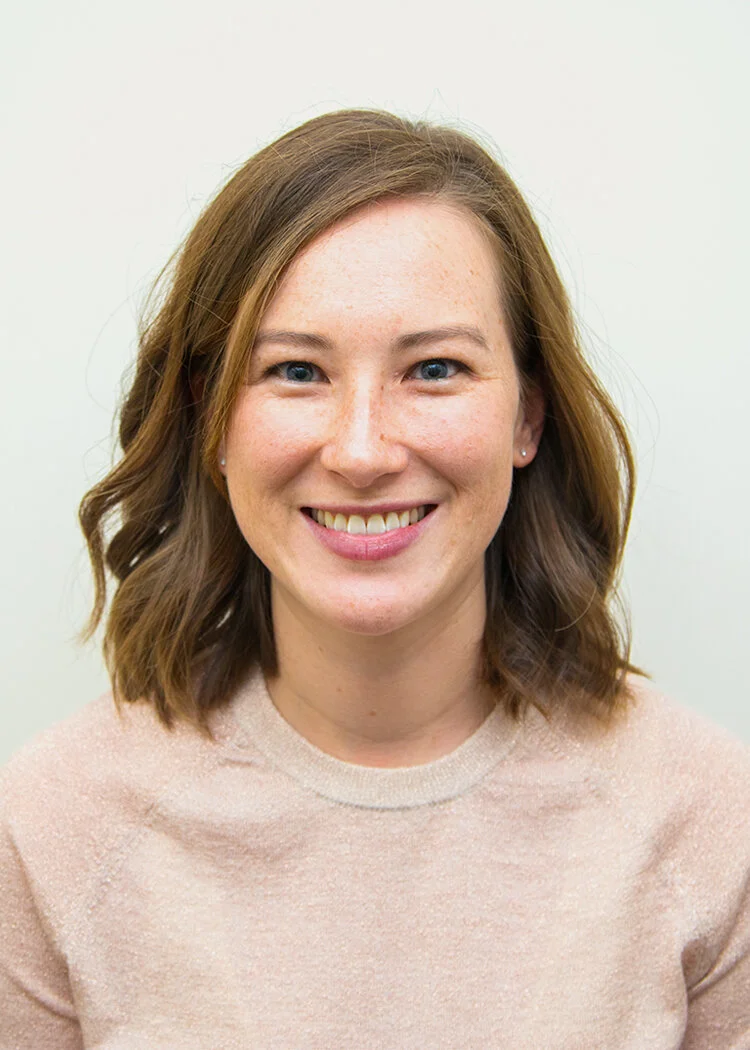 Dr Leanna Perret MBBS DCH