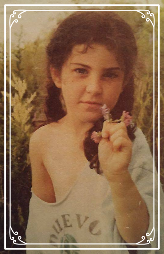 logo.little girl.png