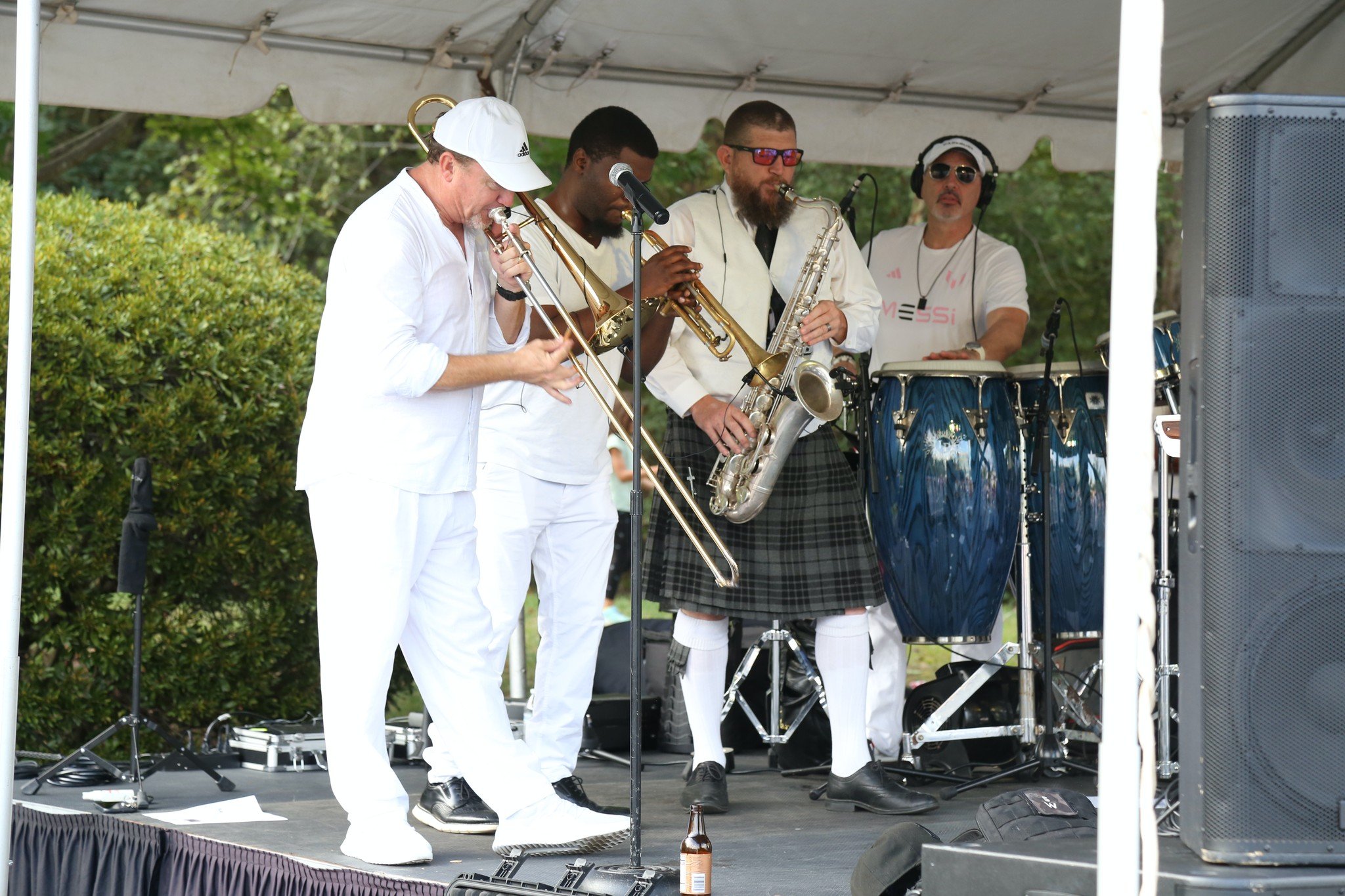 Dance the night away at the Brier Creek Food Truck Festival! 💃 

This year's band is Irresistible Groove, whose members have worked with musicians like Prince, James Brown, and more! 🎶 Don't miss out, it's going to be an amazing night!

For more in