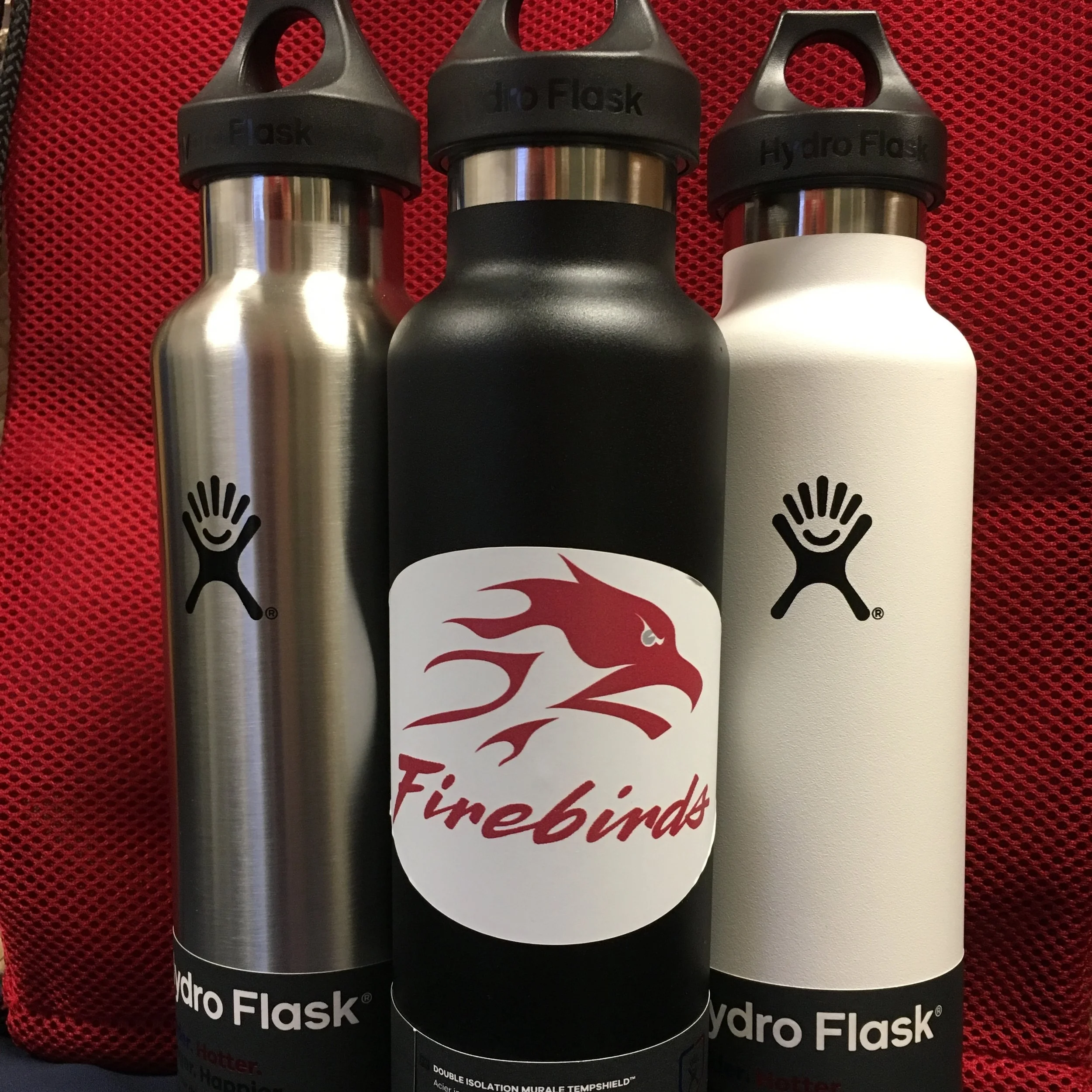 red 24 oz hydro flask