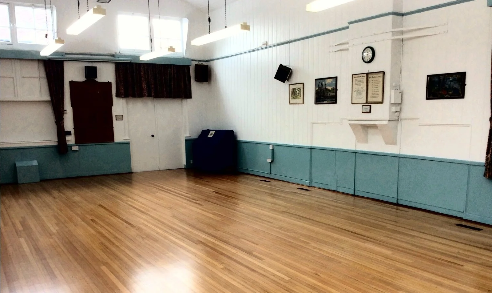 Avenue Hall - 03.jpg