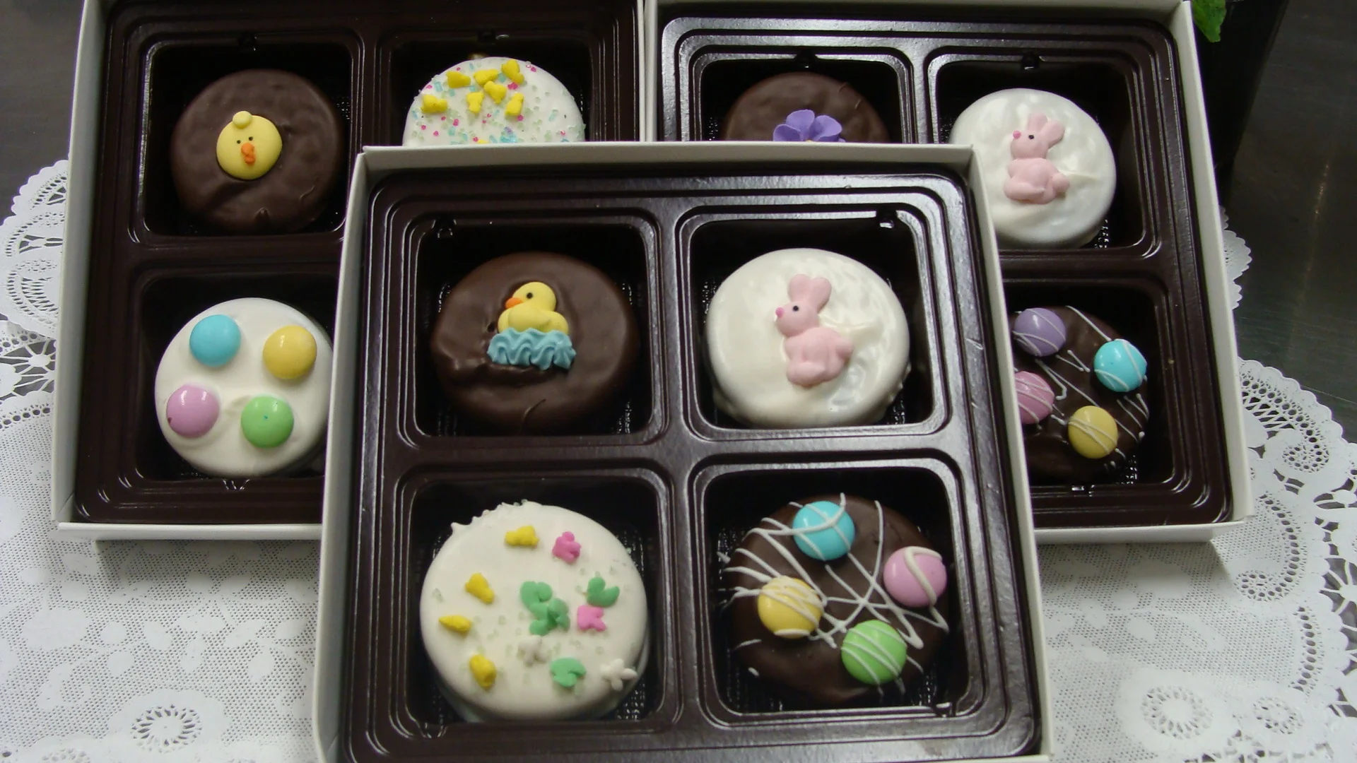 easter oreos (4).jpg