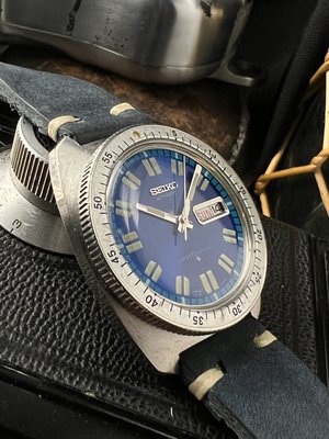 70's Day Seiko Blue — Cool Vintage Watches