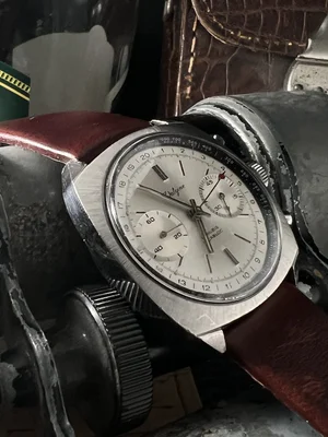 60's Swiss Chronograph Valgine — Cool Vintage Watches