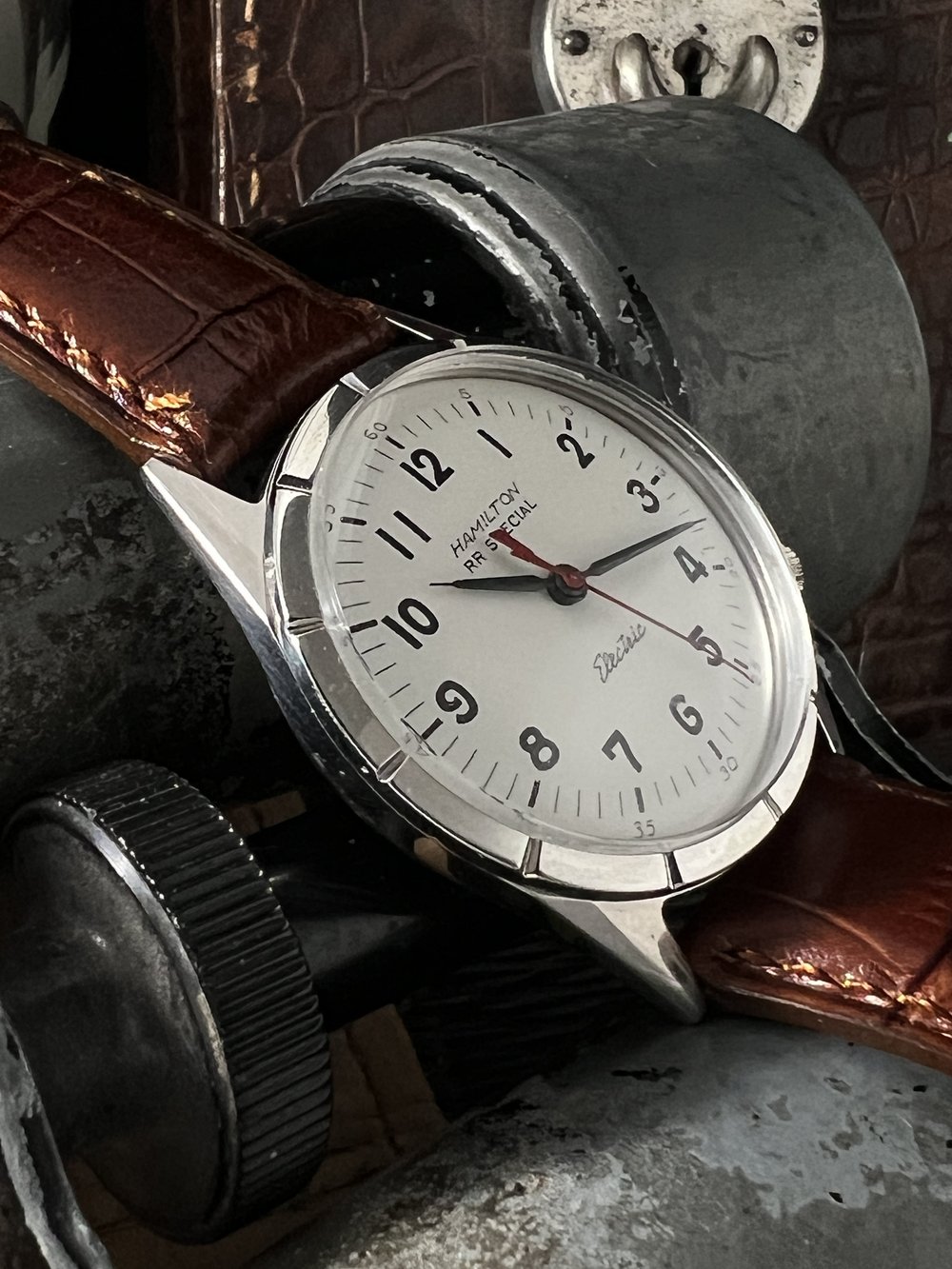 Hamilton RR Special Electric — Cool Vintage Watches