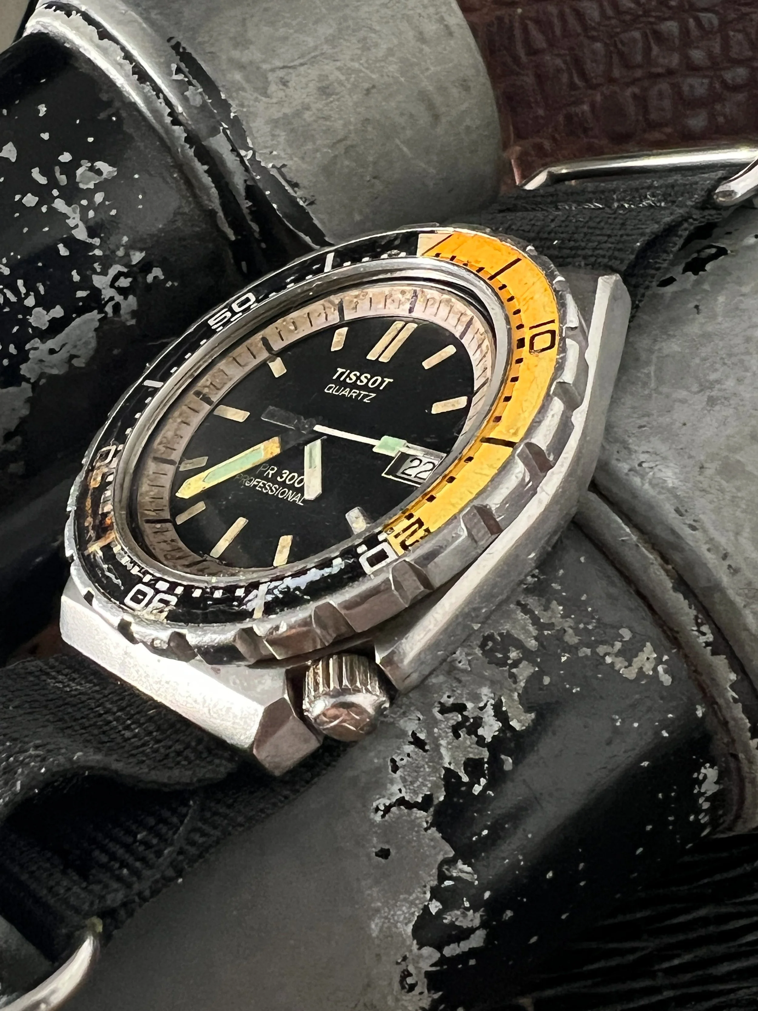 Tissot pr 2025 300 professional