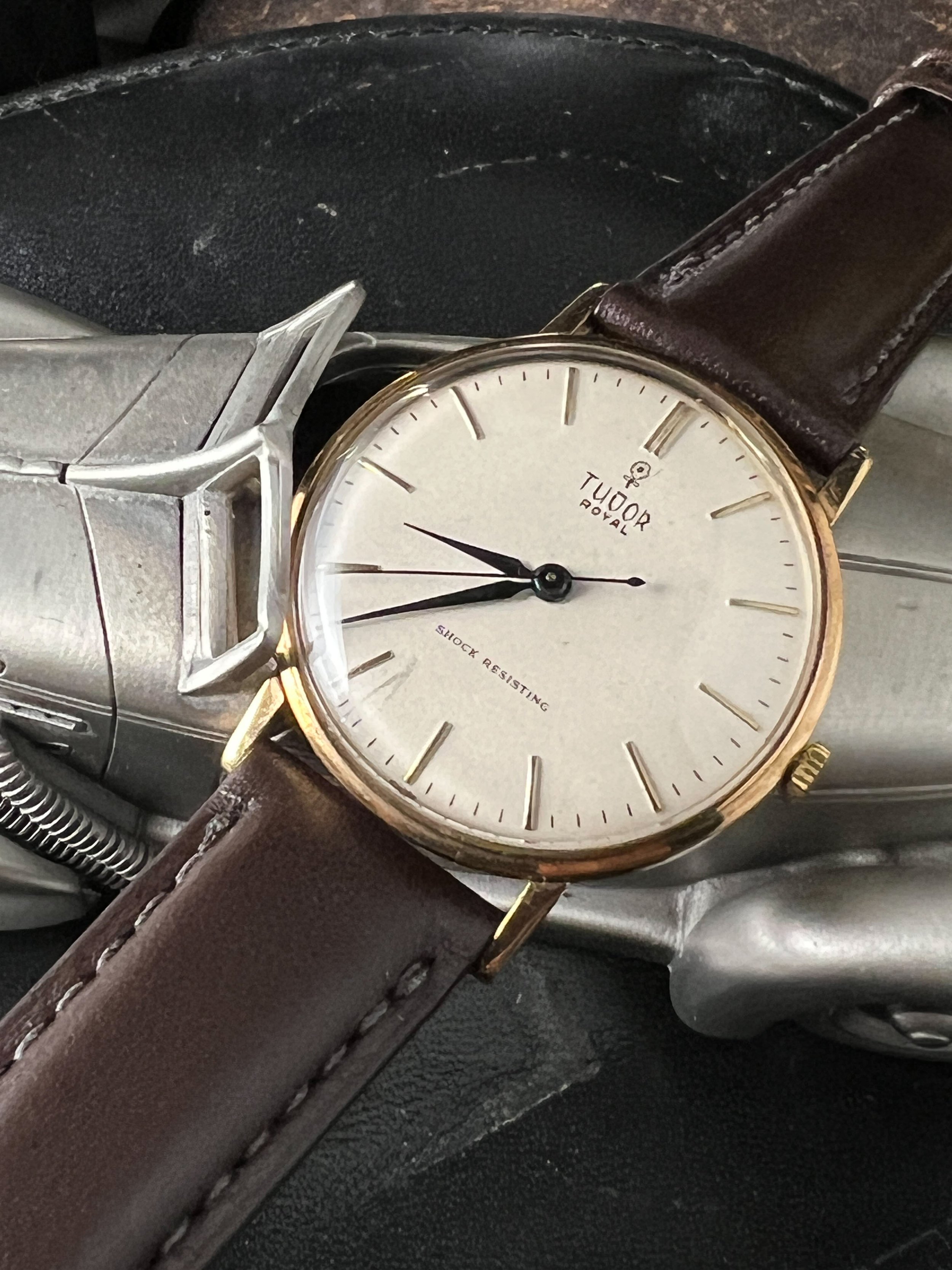 Vintage Tudor Royal 9kt Rose — Cool Vintage Watches