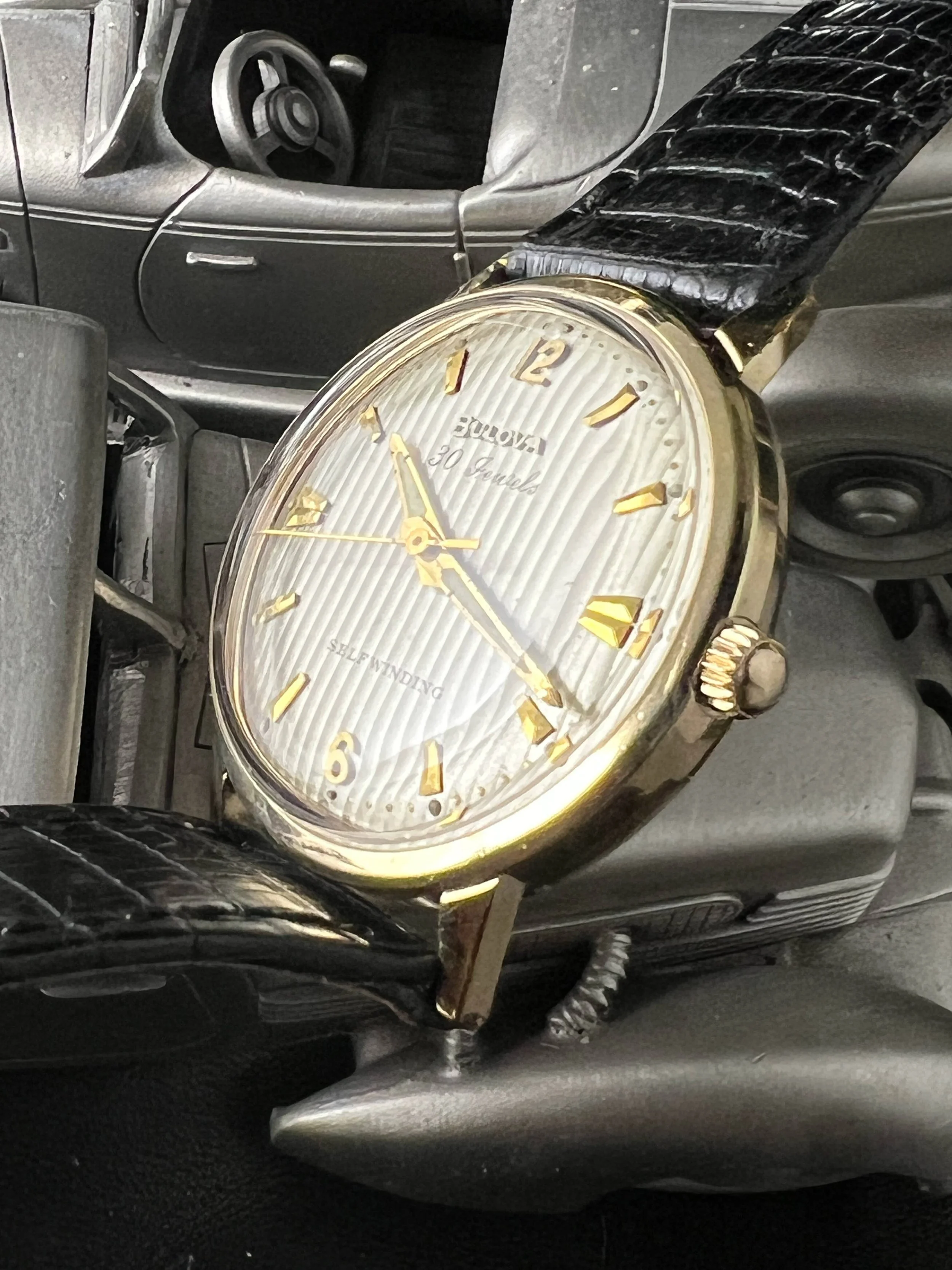Bulova self 2025 winding watch vintage