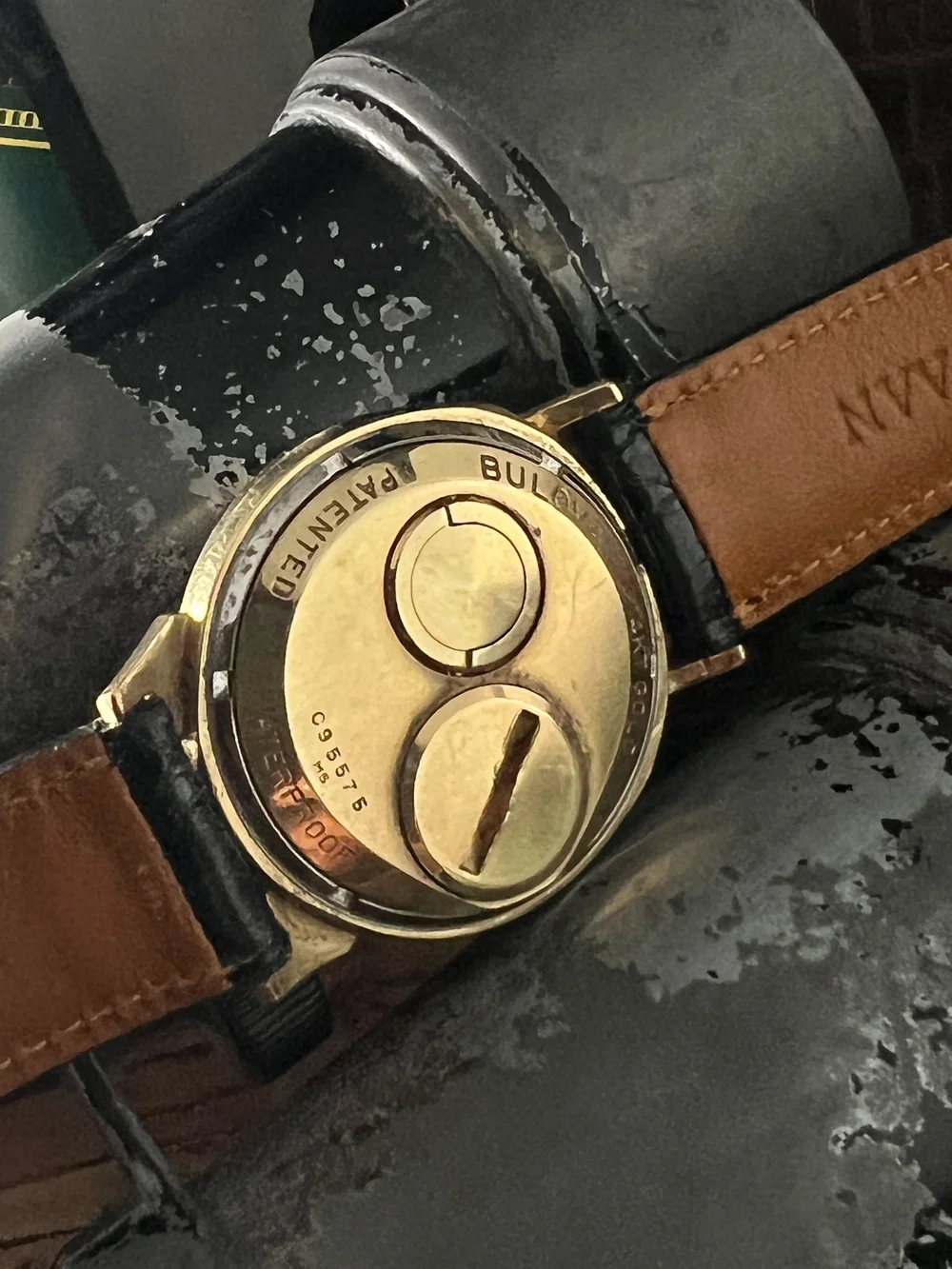 1965 Asymmetrical 14kt Accutron Alpha 214 — Cool Vintage Watches