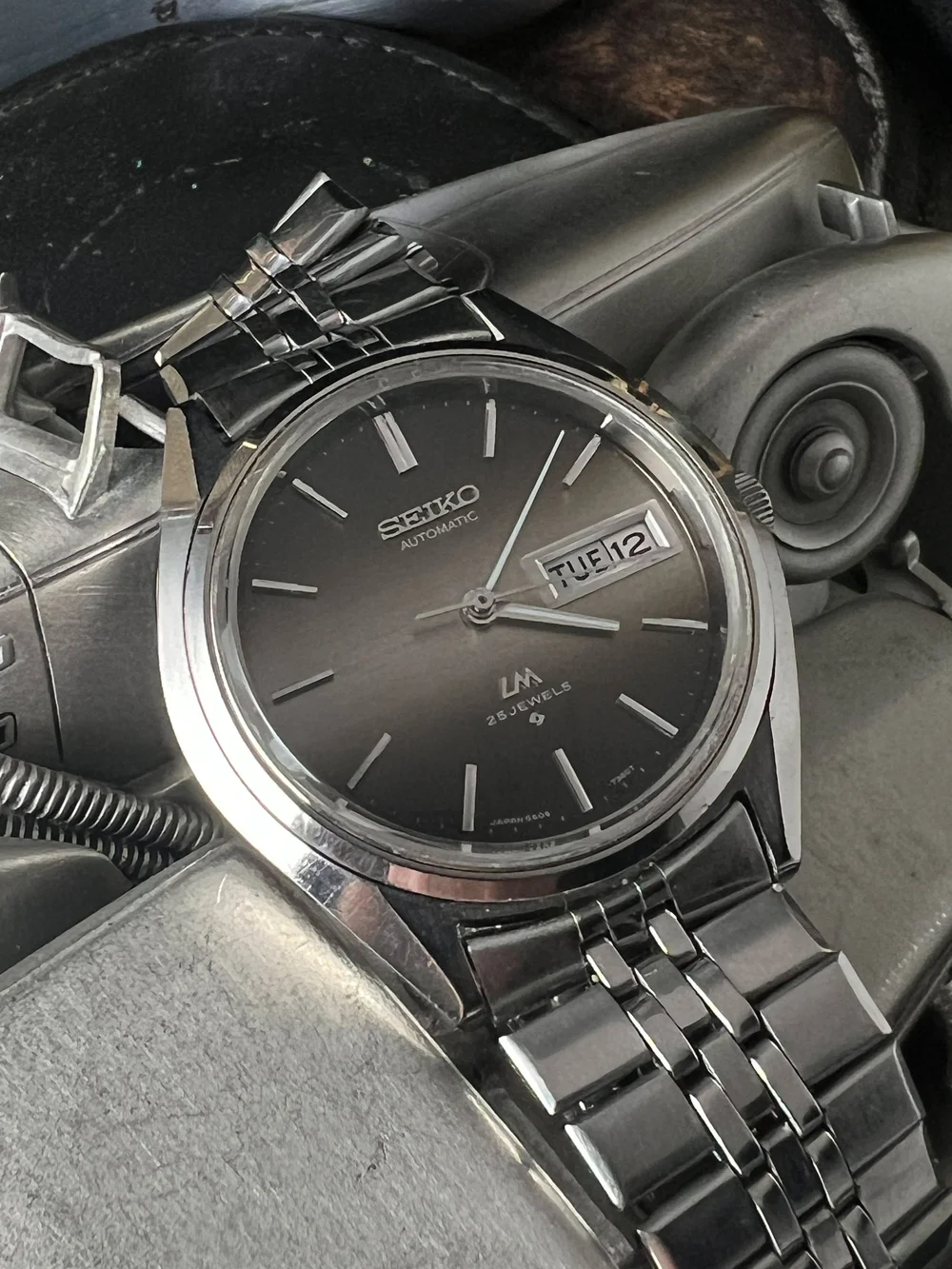 seiko day date automatic watch