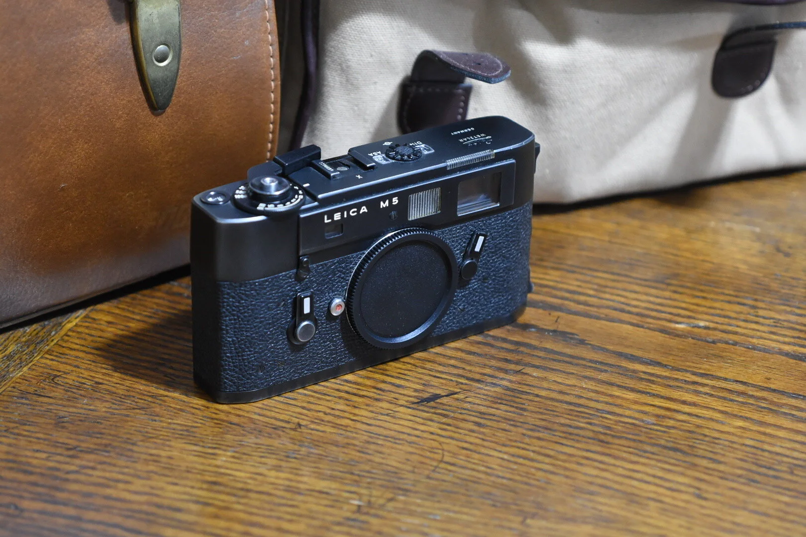 989E11F1-3F07-4D80-9B0D-94AA65F249D8