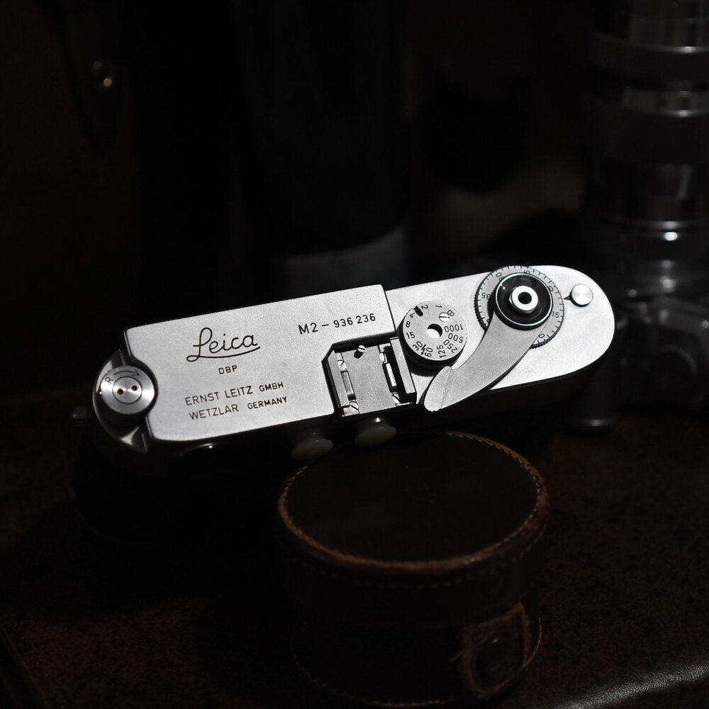 1958 Leica M2 'Button Re-Wind' — Cool Vintage Watches 1958 Leica M2 'Button Re-Wind' — Cool Vintage Watches