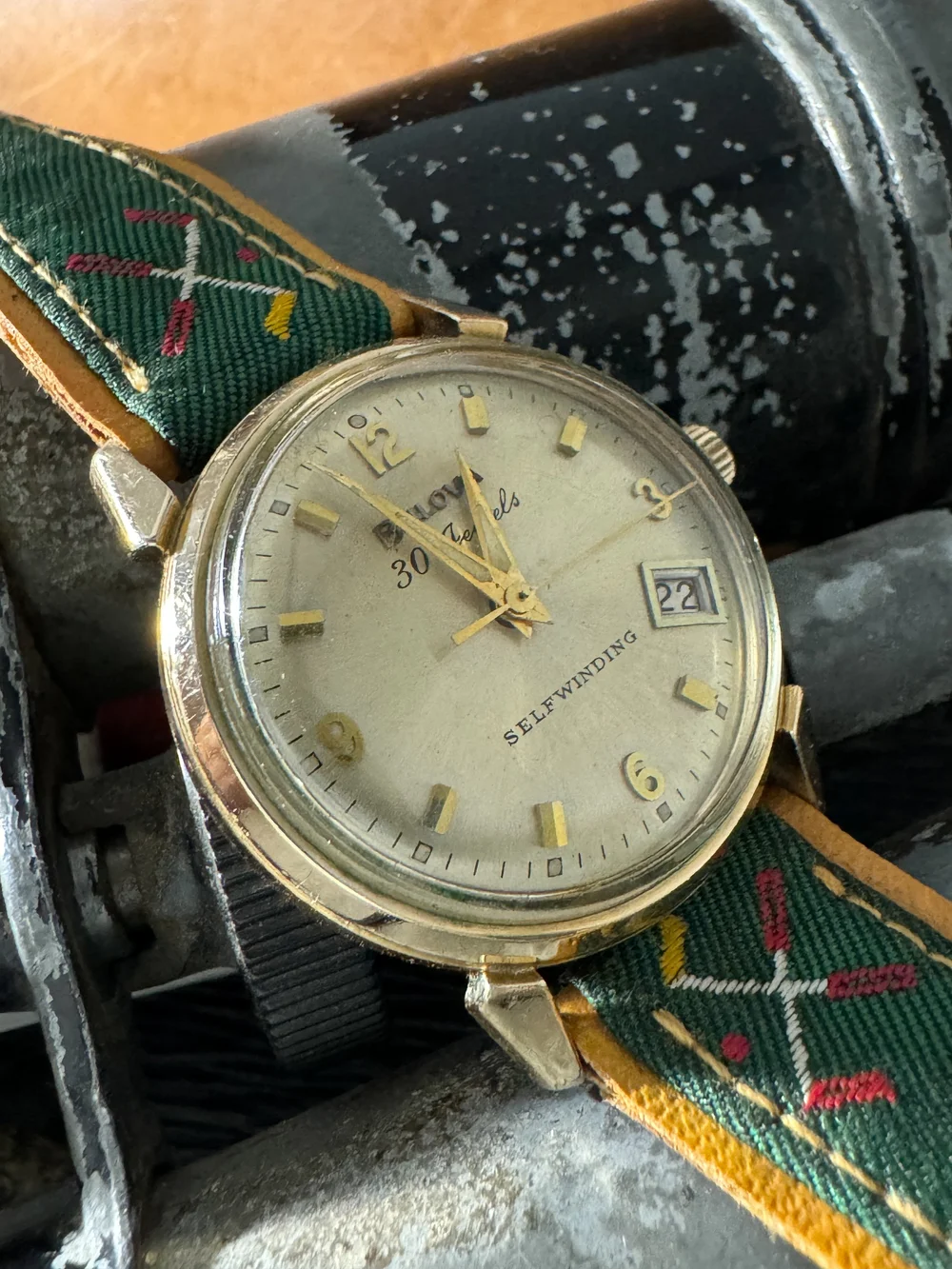 1967 Bulova 30 Jewel Date — Cool Vintage Watches