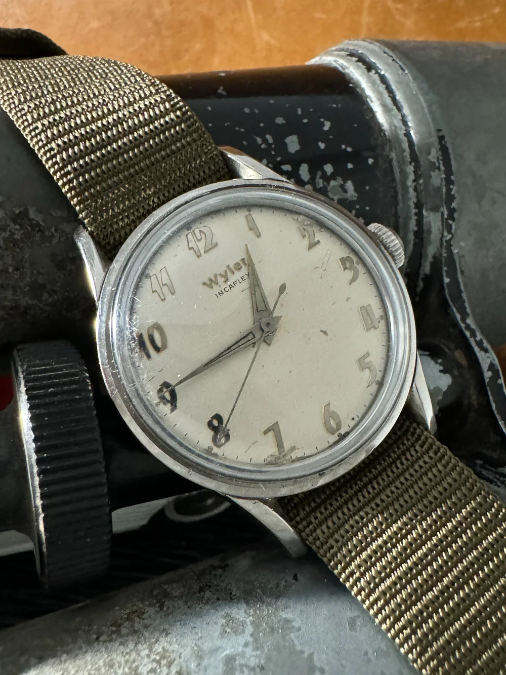 1950's Swiss Wyler Steel — Cool Vintage Watches