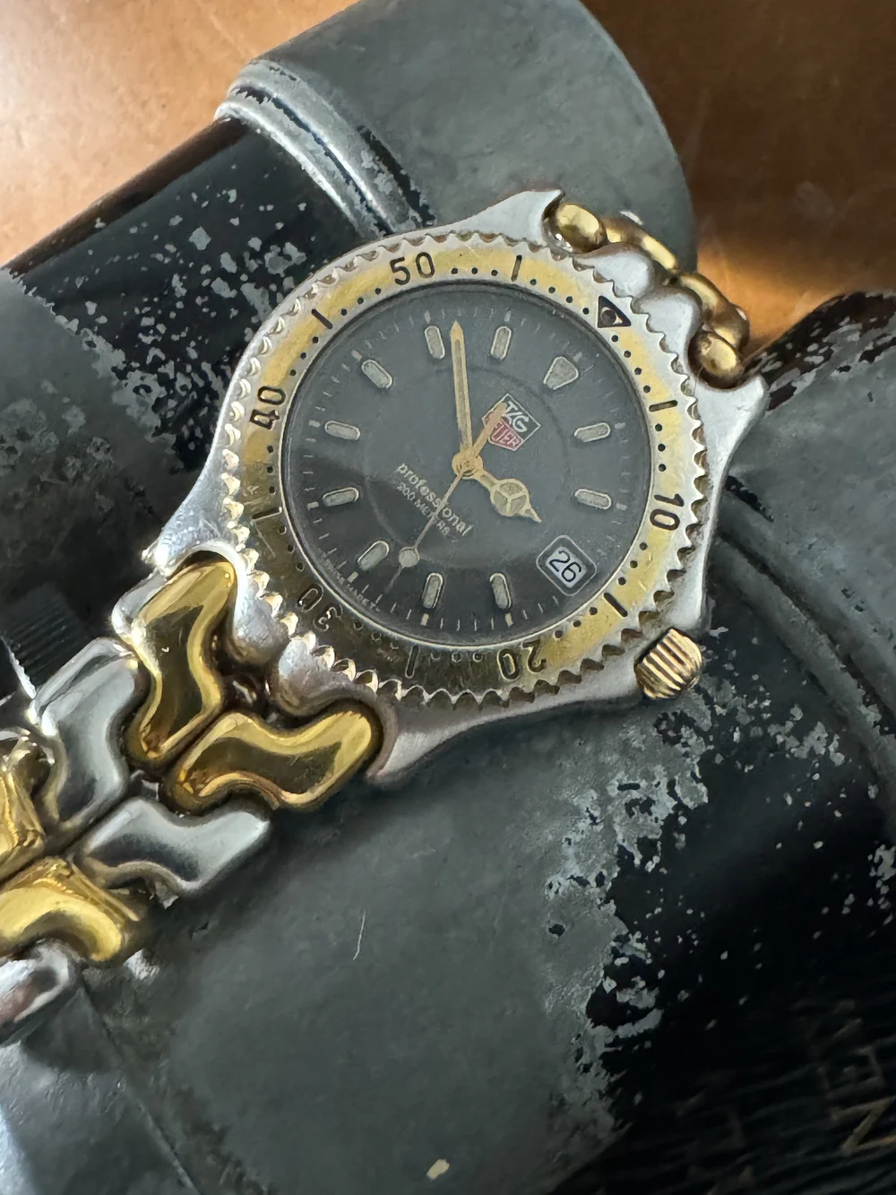 Tag Heuer Professional 200 SEL — Cool Vintage Watches