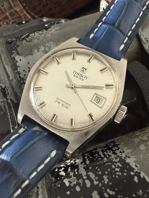 Vintage Blue 80's Omega Seamaster Chronometer — Cool Vintage Watches