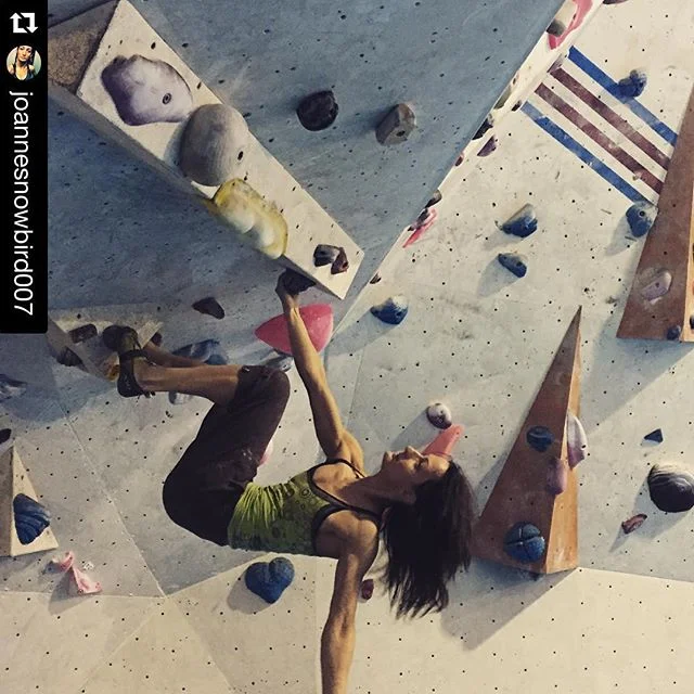 #Repost @joannesnowbird007 with @repostapp.
・・・
#bouldering #depot #indoorclimbing #indoorboulder #climbing #climbingdepot #hanging #chalkup #dowork #doyou #griptightspraychalk #griptight #spraychalk #chalklife