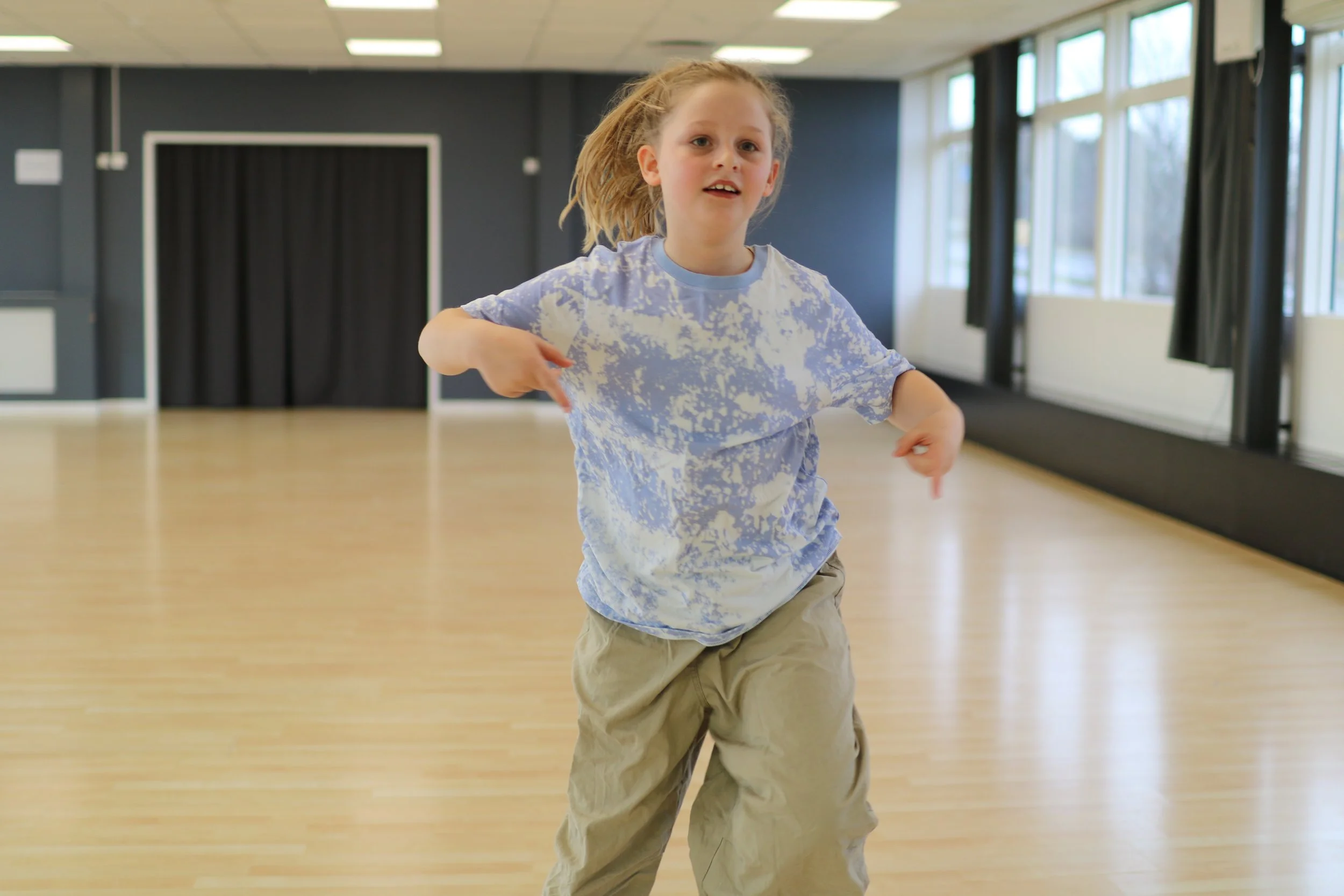 Børn lærer hiphop trin på Funky Boys &amp; Girls hos Dansefeber danseskole