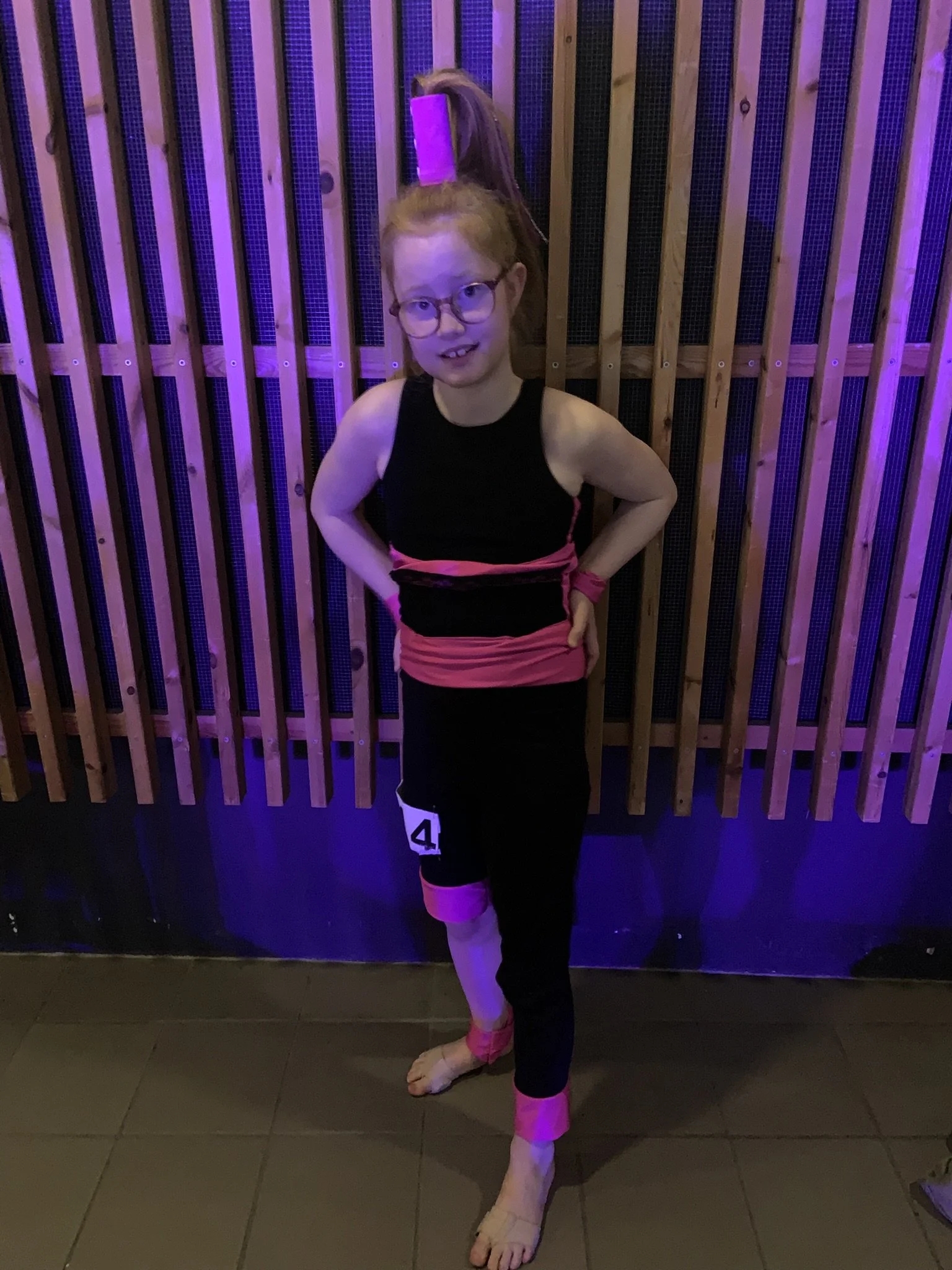 Danser fra Dansefeber i sort pink discodragt til disco solo ved Danmarksmesterskaberne 2026 i Forum Horsens