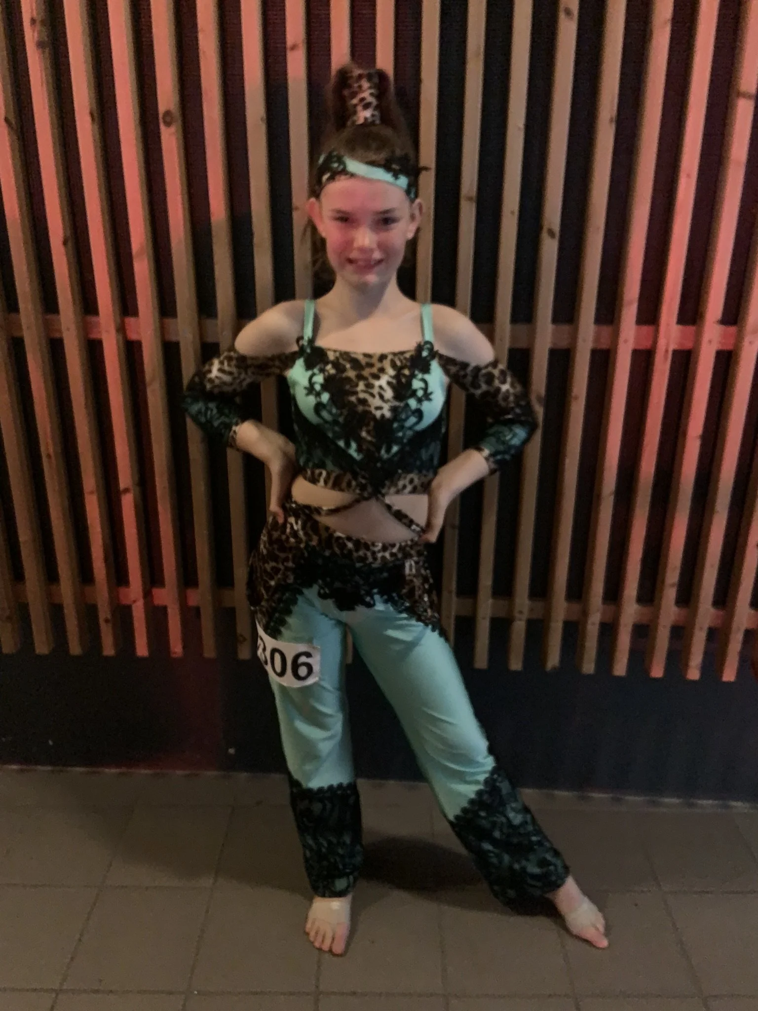 Danser fra Dansefeber i turkis discodragt til disco solo ved Danmarksmesterskaberne 2026 i Forum Horsens