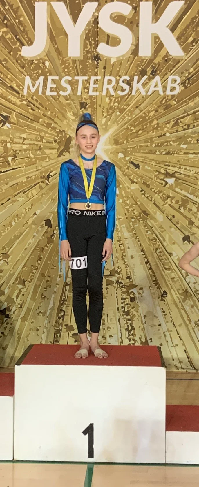 dansefeber-aarhus-jysk-mesterskab-guld-disco-solo-born.JPEG