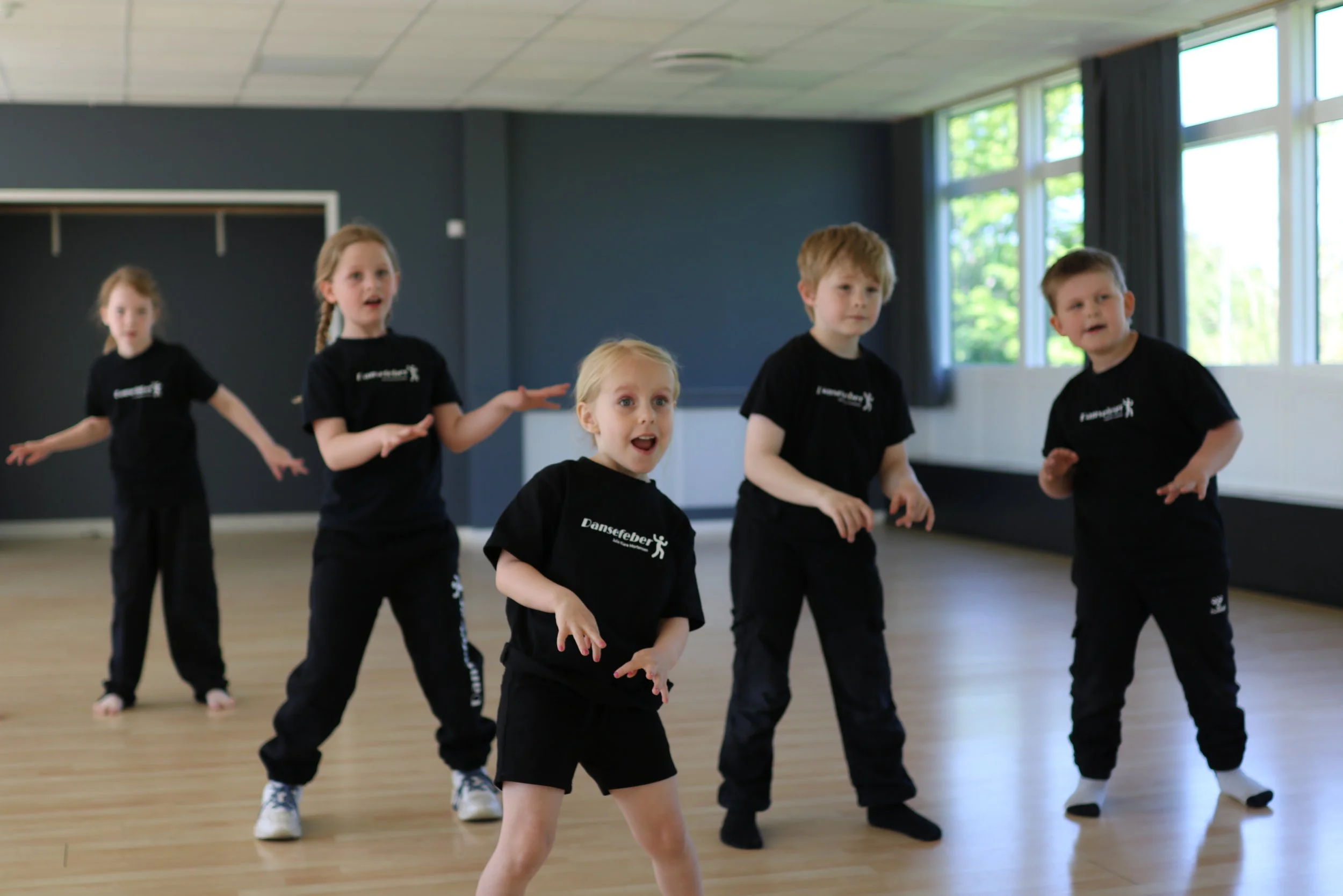 Danseprinsesser og Pirater til danseundervisning på Kirketorvet i Tranbjerg