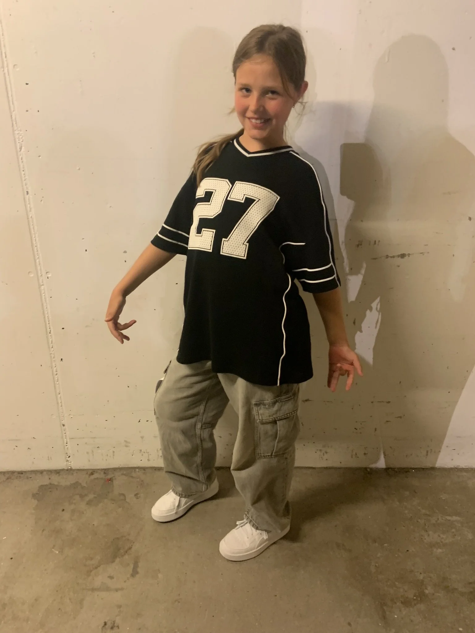 Danser fra Dansefeber i sort outfit til hiphop solo ved Danmarksmesterskaberne 2026 i Forum Horsens