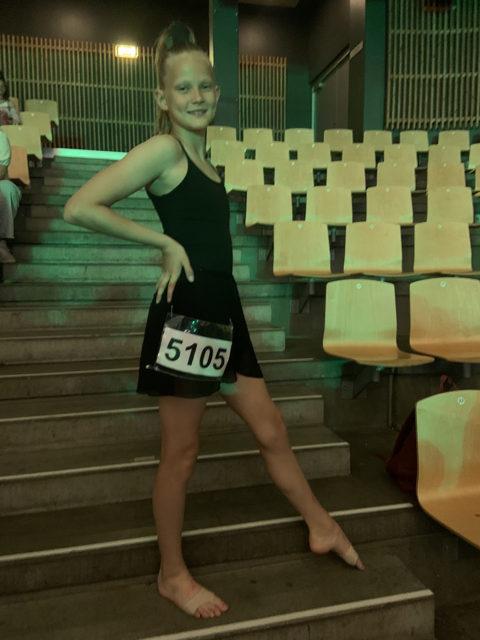 Danser fra Dansefeber i sort discodragt til disco slow ved Danmarksmesterskaberne 2026 i Forum Horsens