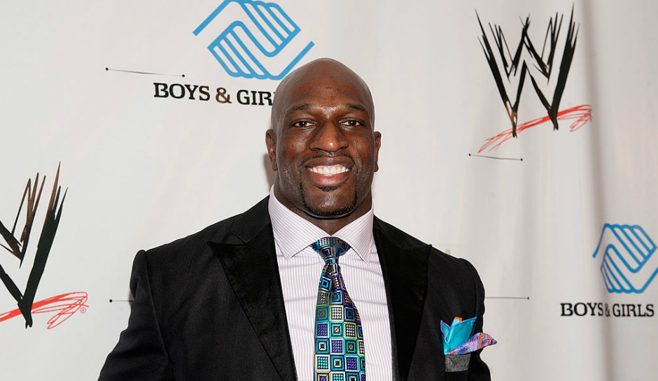 5th Annual Banquet (2016) Bro. Titus O'Neil (Thaddeus Bullard Sr.) WWE Superstar/ Philanthropist