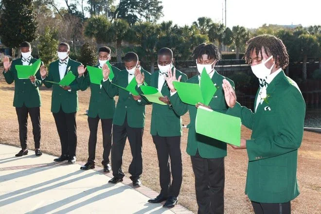 Links ceremony honors 11 local high school seniors