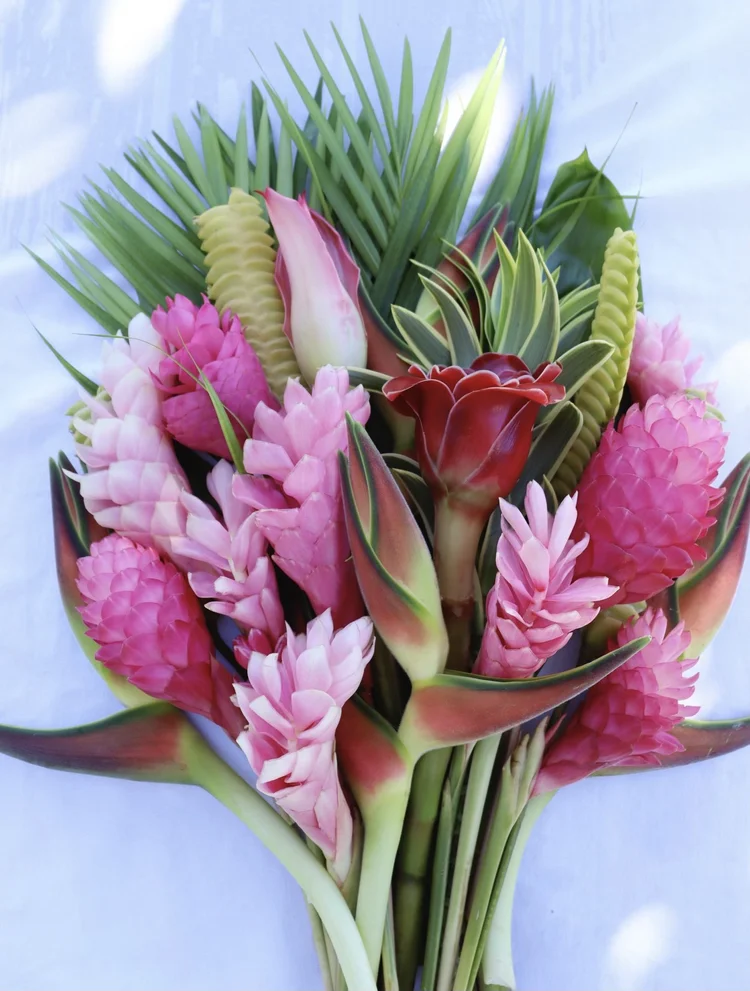Hāna Nei Bouquet — Aloha Grown Beauty