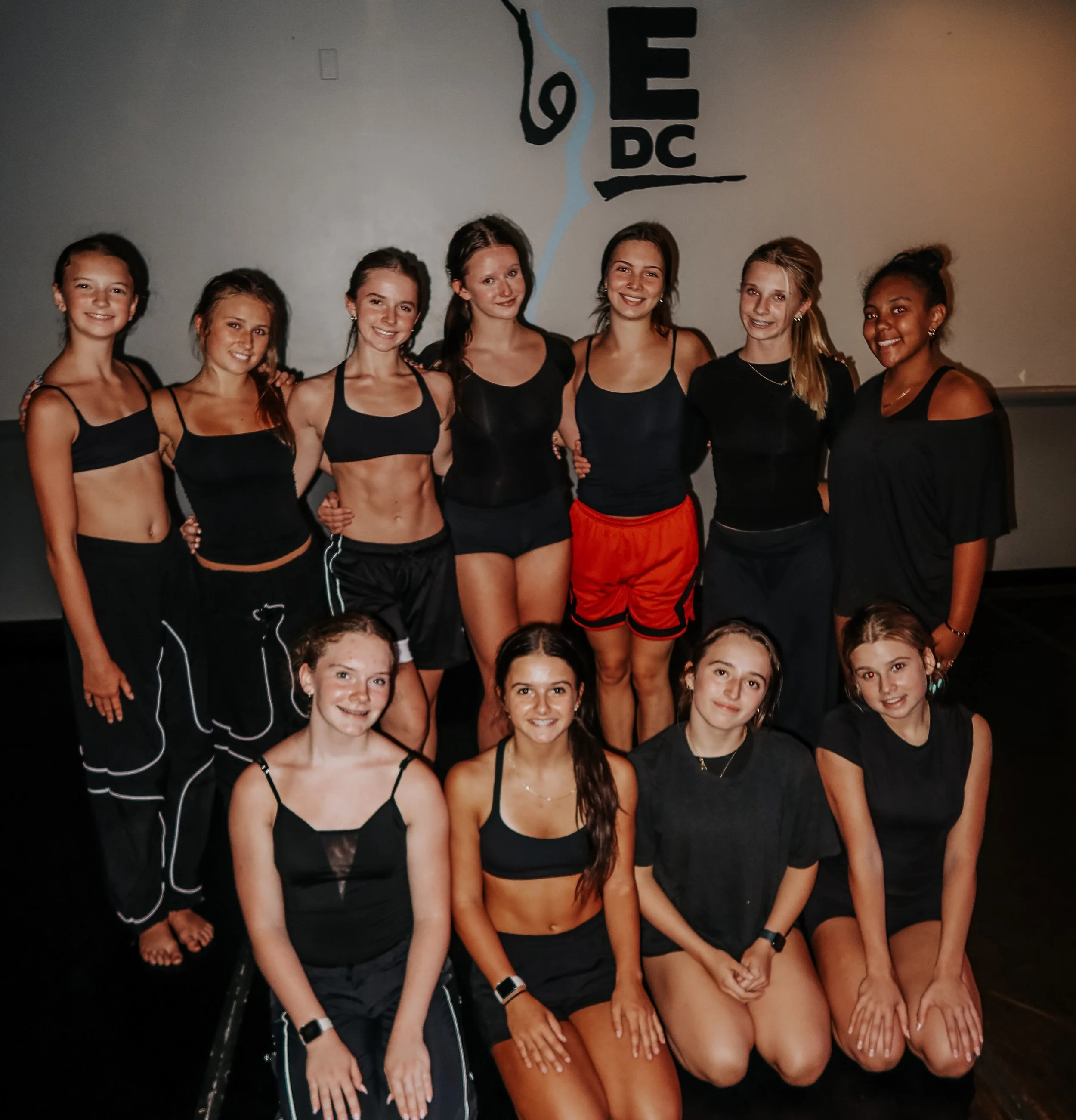 So grateful for another amazing week with Jazmin! 🖤 Thank you for always challenging and inspiring our dancers. We love having you at EDC! ✨