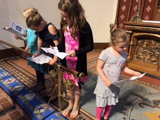 Sunday School Visits the Museum