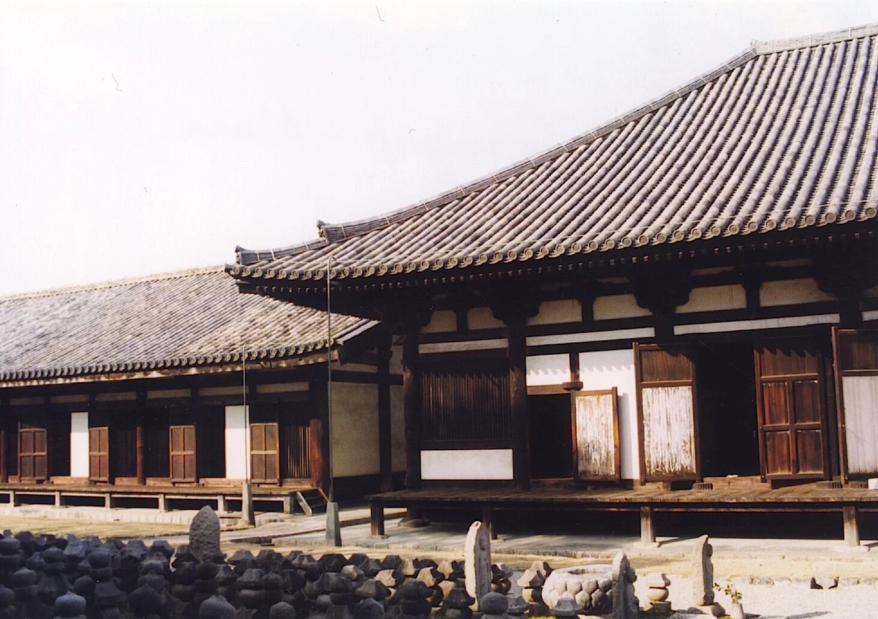 1-1 Built in 588 as Hokoji; moved to Nara in 718 under the name Gangoji