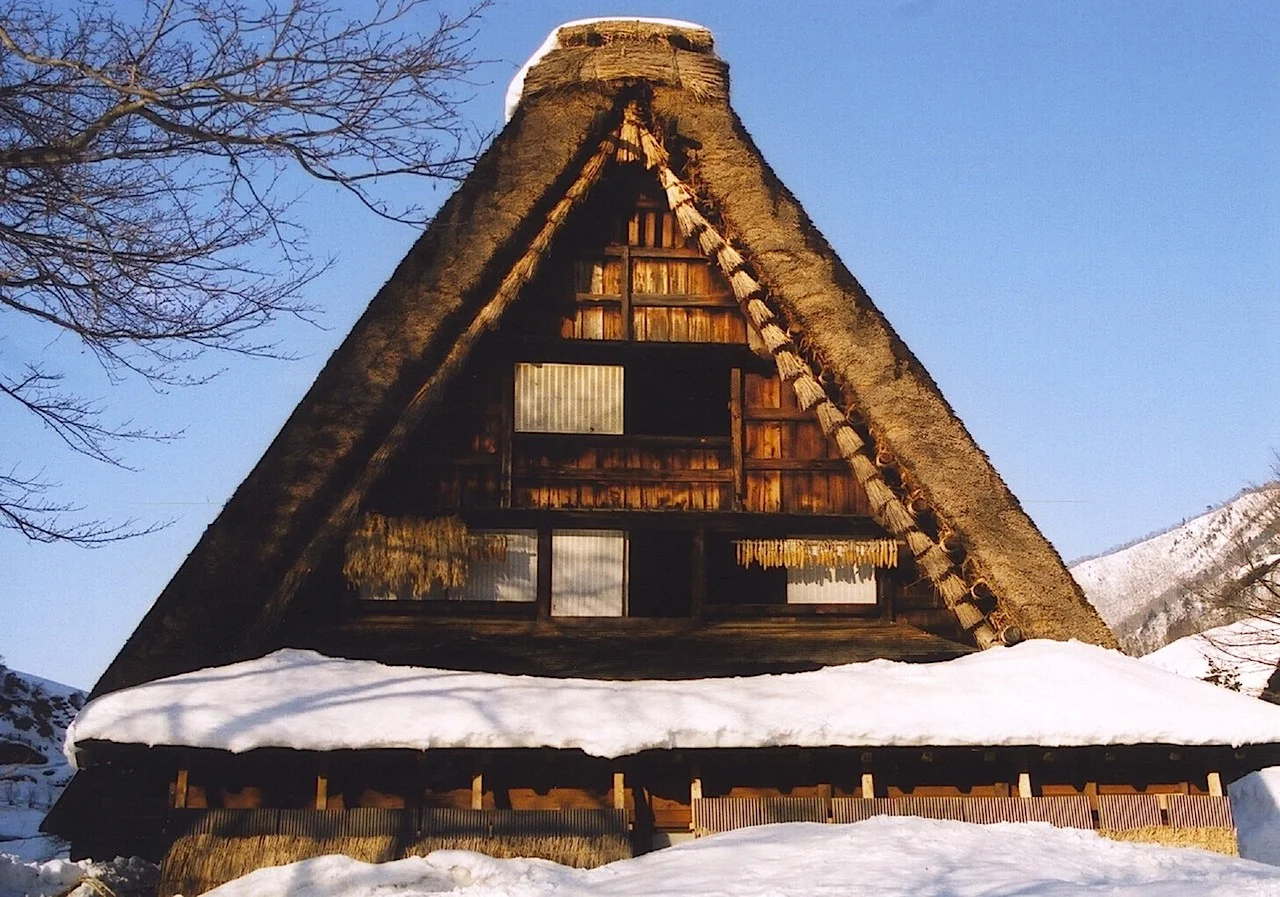 4-5 A gassho style house is a multi-story structure capable of housing several generations of an extended family