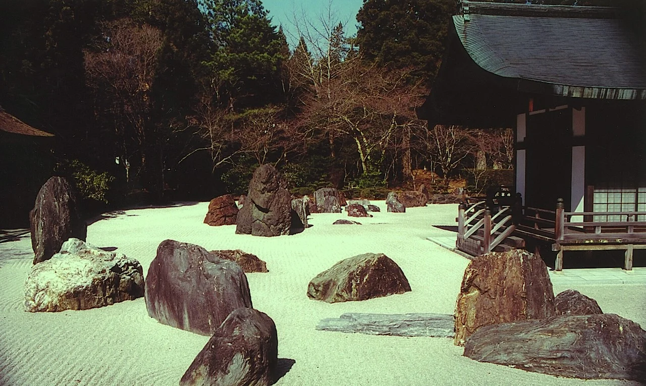 7-6 Rock garden at the Shingon headquarters on Mt. Koya