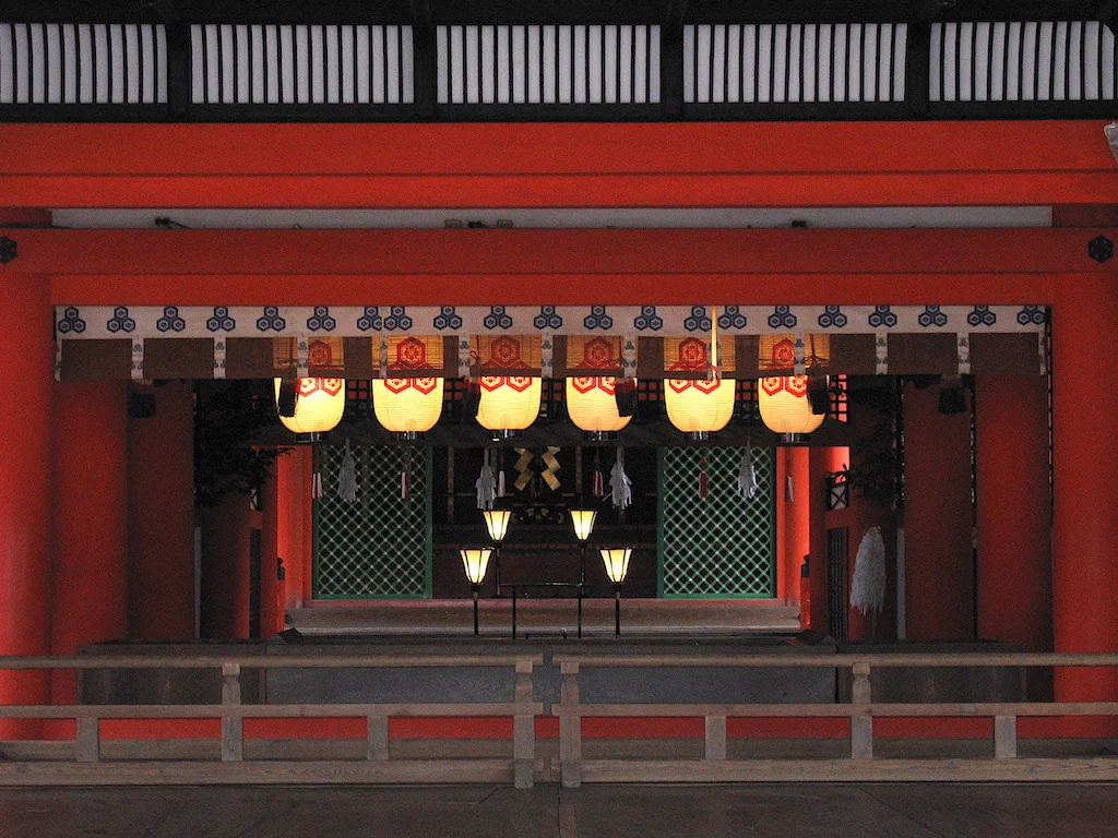 19-7  Shinto Shrine, Japan
