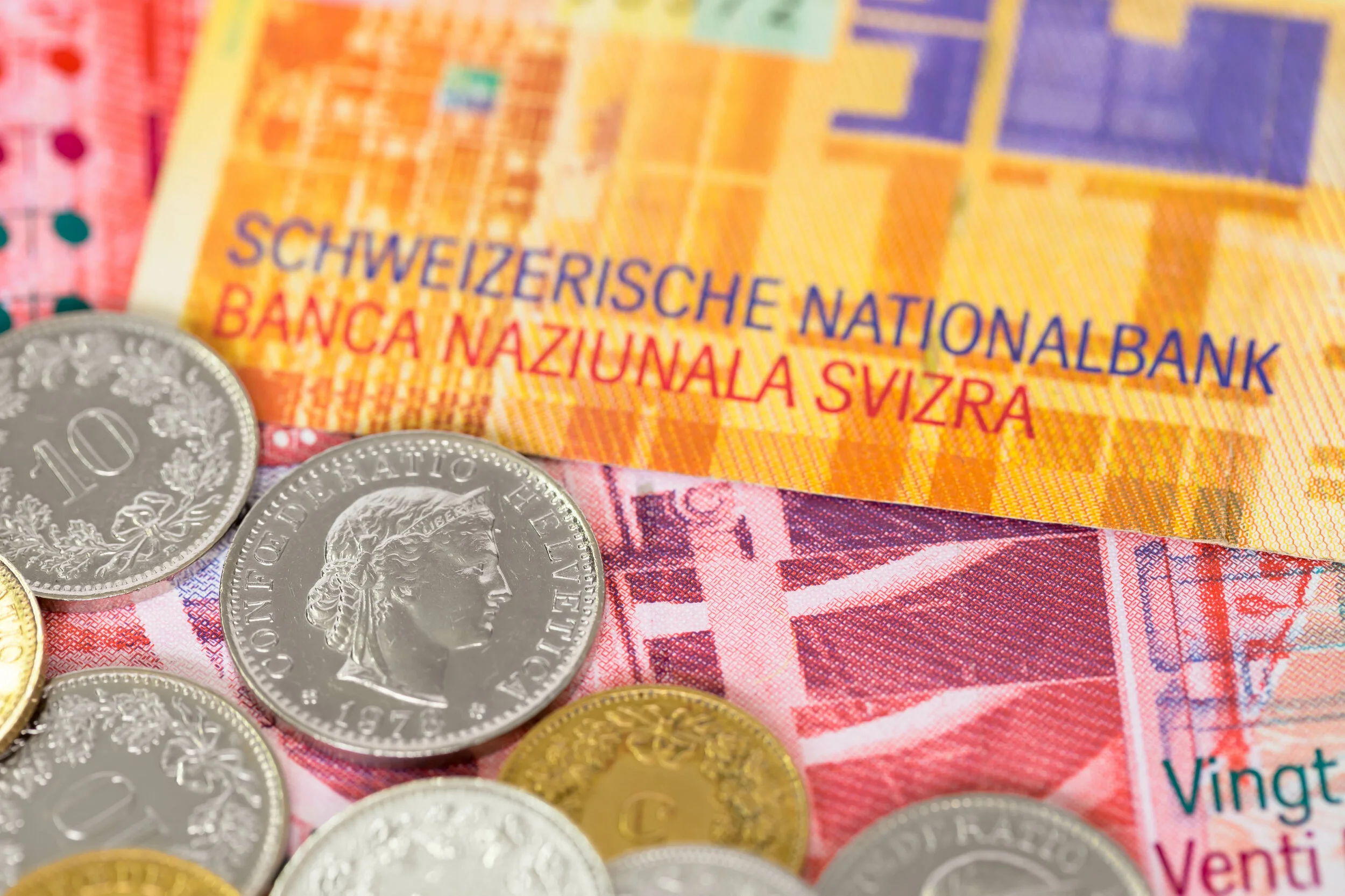      

 
    Currency Wars Continue in the Shadows   by Thomas Kirchner, CFA &amp; Paul Hoffmeister  ·&nbsp;&nbsp;&nbsp;Swiss Franc and Chinese Yuan continue to be manipulated by their central banks.  ·&nbsp;&nbsp;&nbsp;Investors should avoid China. 