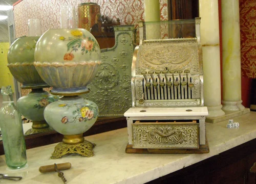 Bar Corner R.jpg