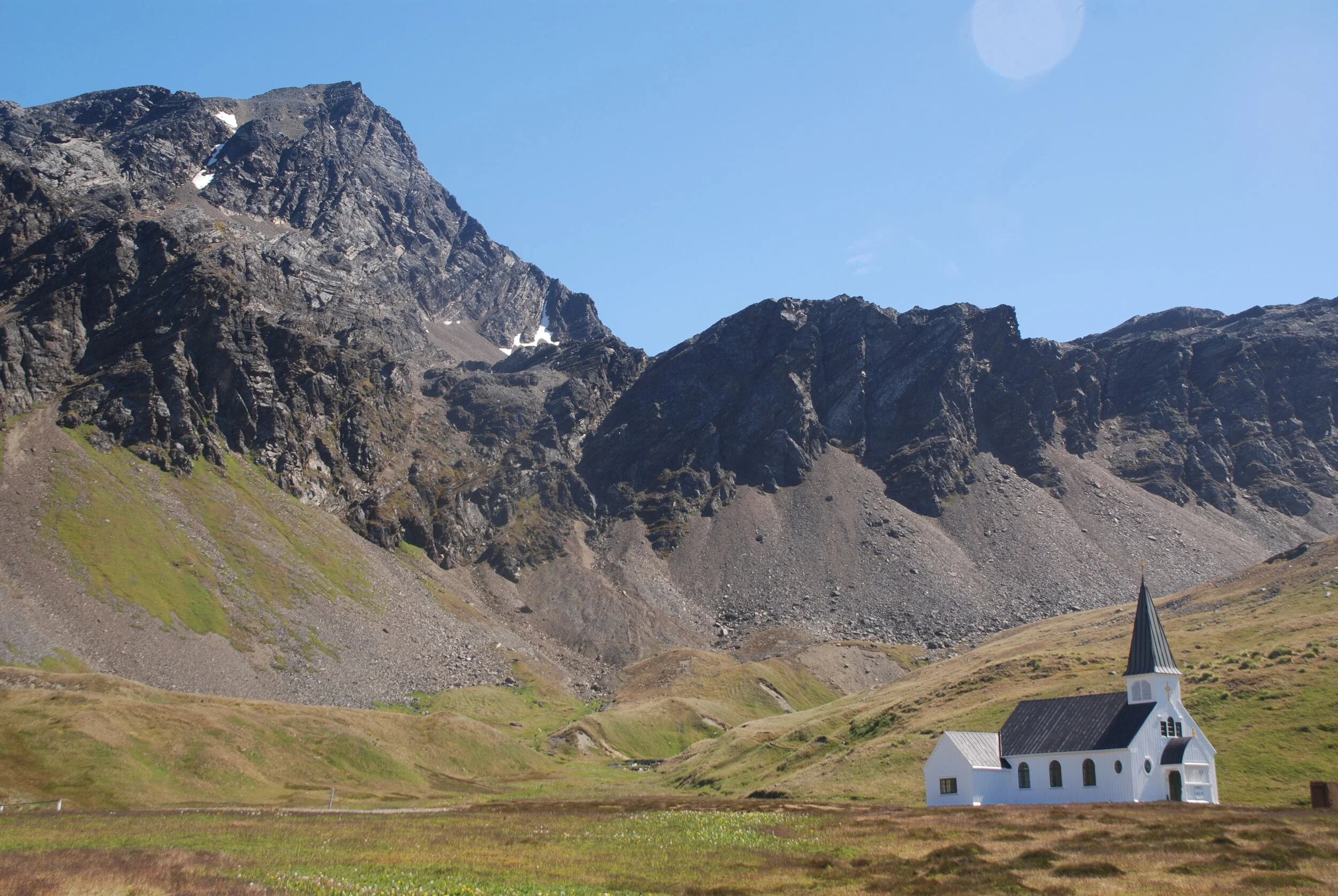 South Georgia expert and guide Ashley Perrin marries at Grytviken whaling church