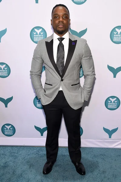 8th+Annual+Shorty+Awards+Arrivals+Pre+Show+fB6HTI0NqTSl.jpg