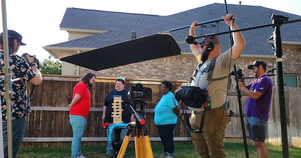 #behindthescenes of our 3rd @daveandbusters/@coldtownetheater challenges shoot!

These challenges were:
- Blindfolded Jenga
- Balloon animal face-off
- Egg Roulette 😈😈

📸: @living_the_dream_catch_me 
Sound: @dapperjackal
.
.
.
#bts #atxfilm #atxph