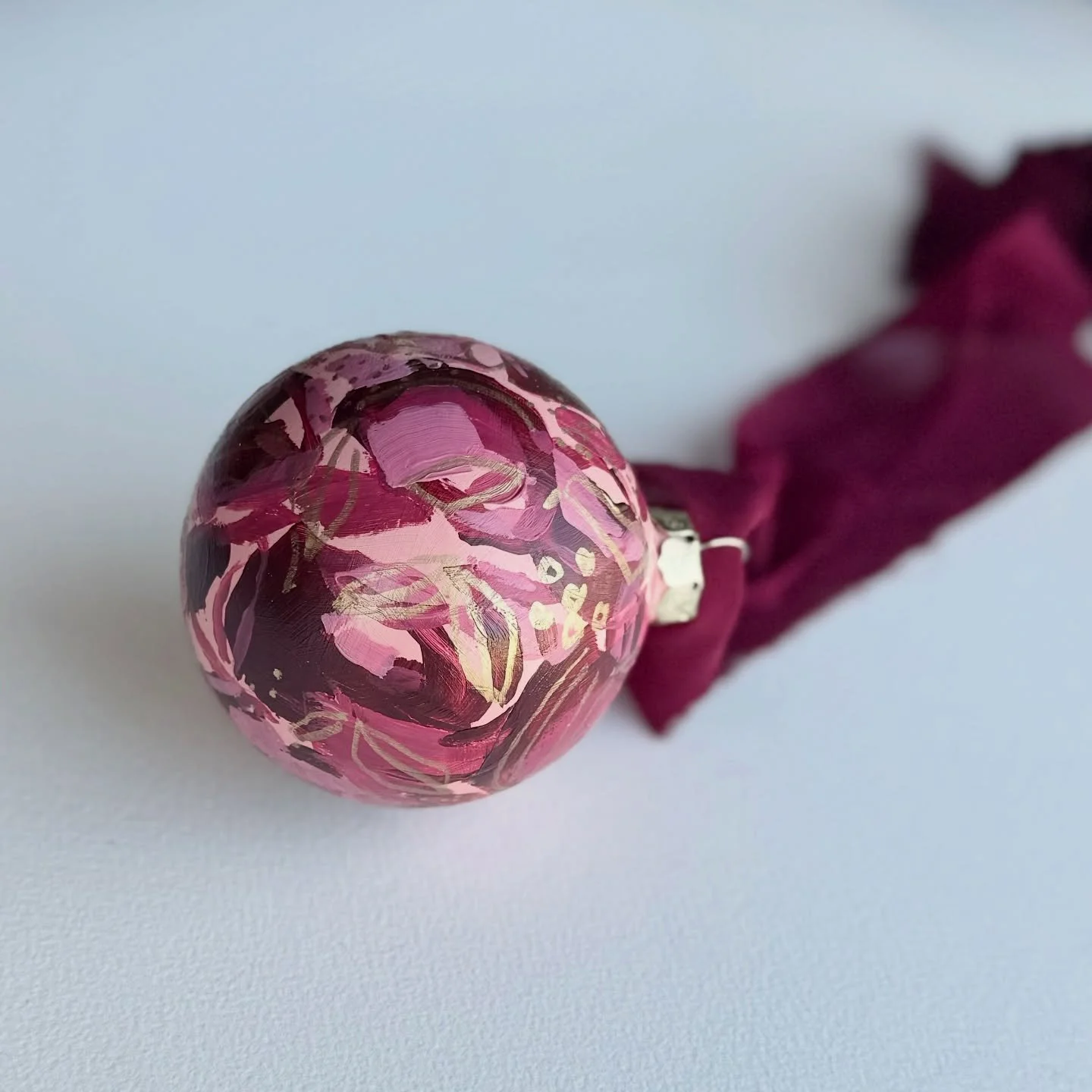 The Holiday Shop is officially open ✨
A curated collection of small originals, hand-painted ornaments, and my 2026 art calendars were all created for thoughtful gifting and beautifully layered homes.

If you&rsquo;re a designer, collector, or someone