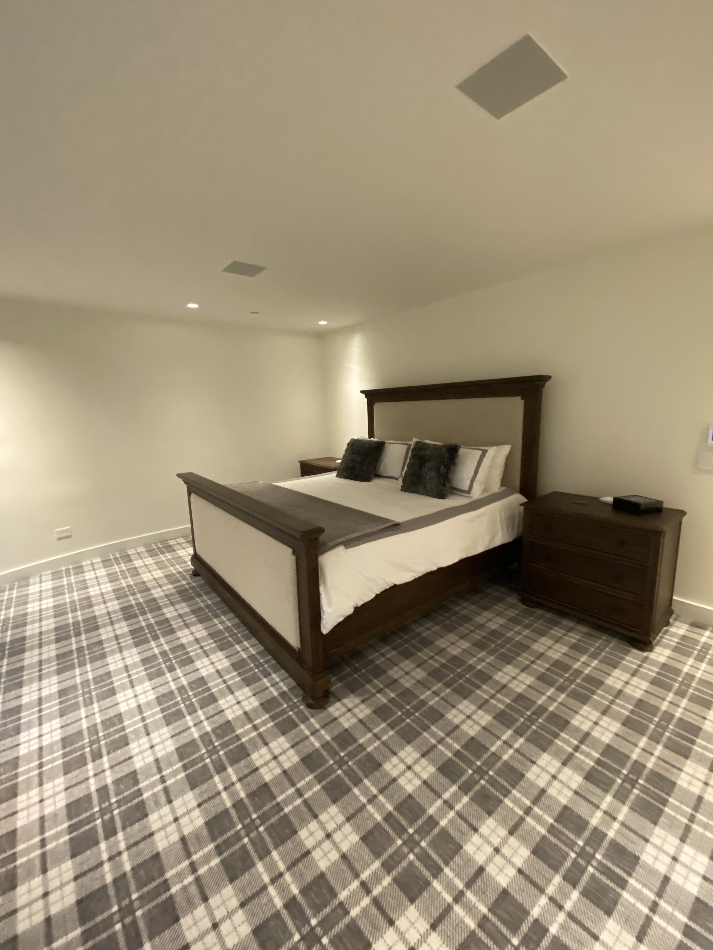 GUEST BEDROOM 2 - BEFORE
